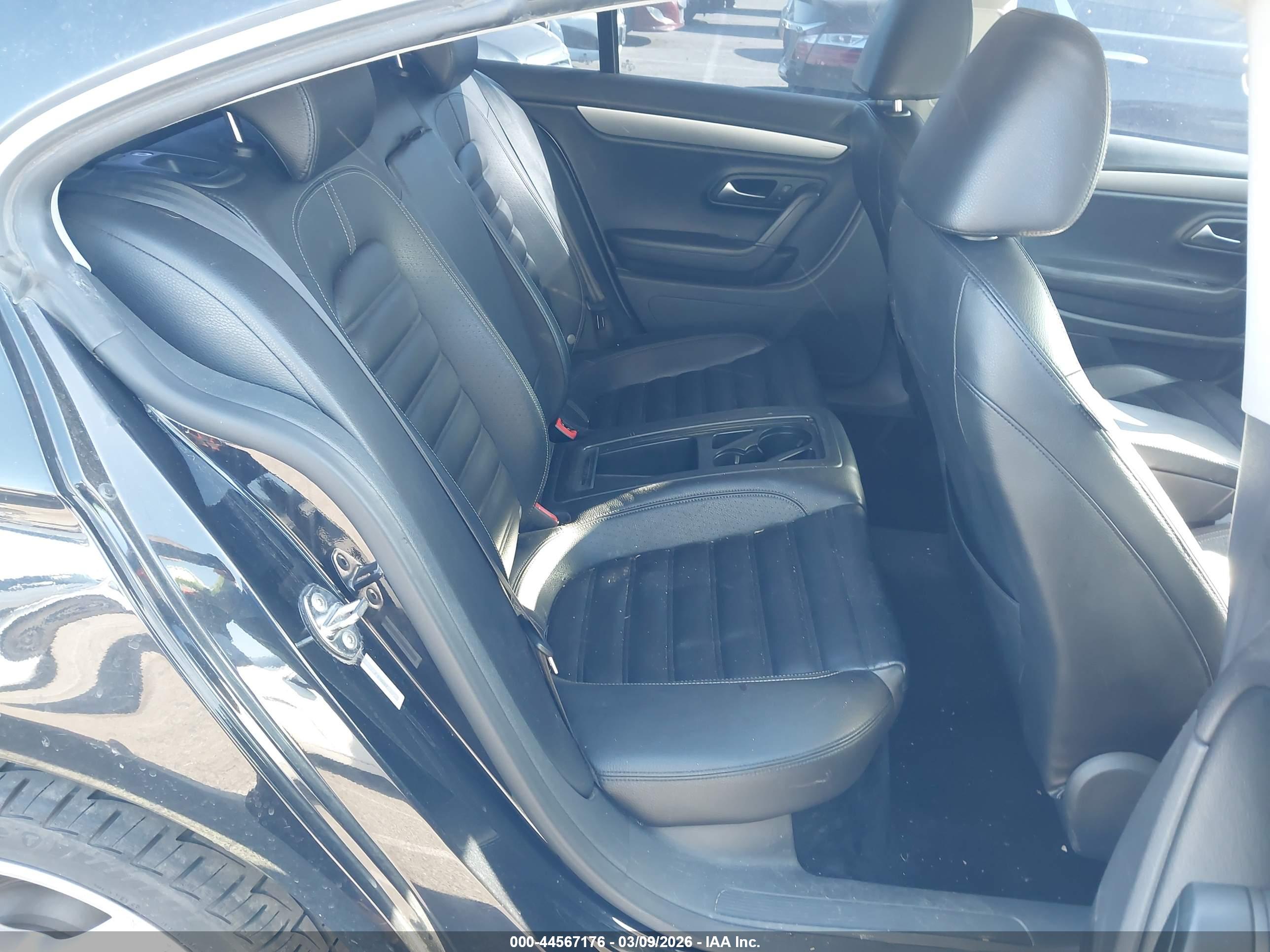 VOLKSWAGEN CC image 8