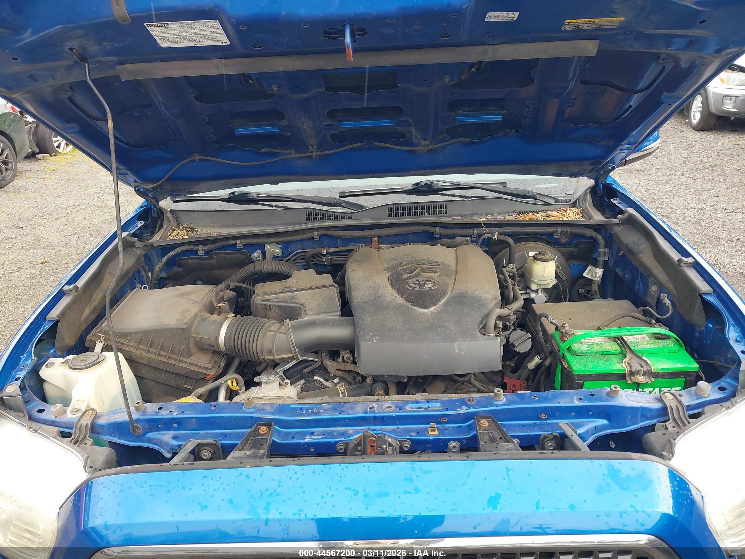 TOYOTA TACOMA image 10