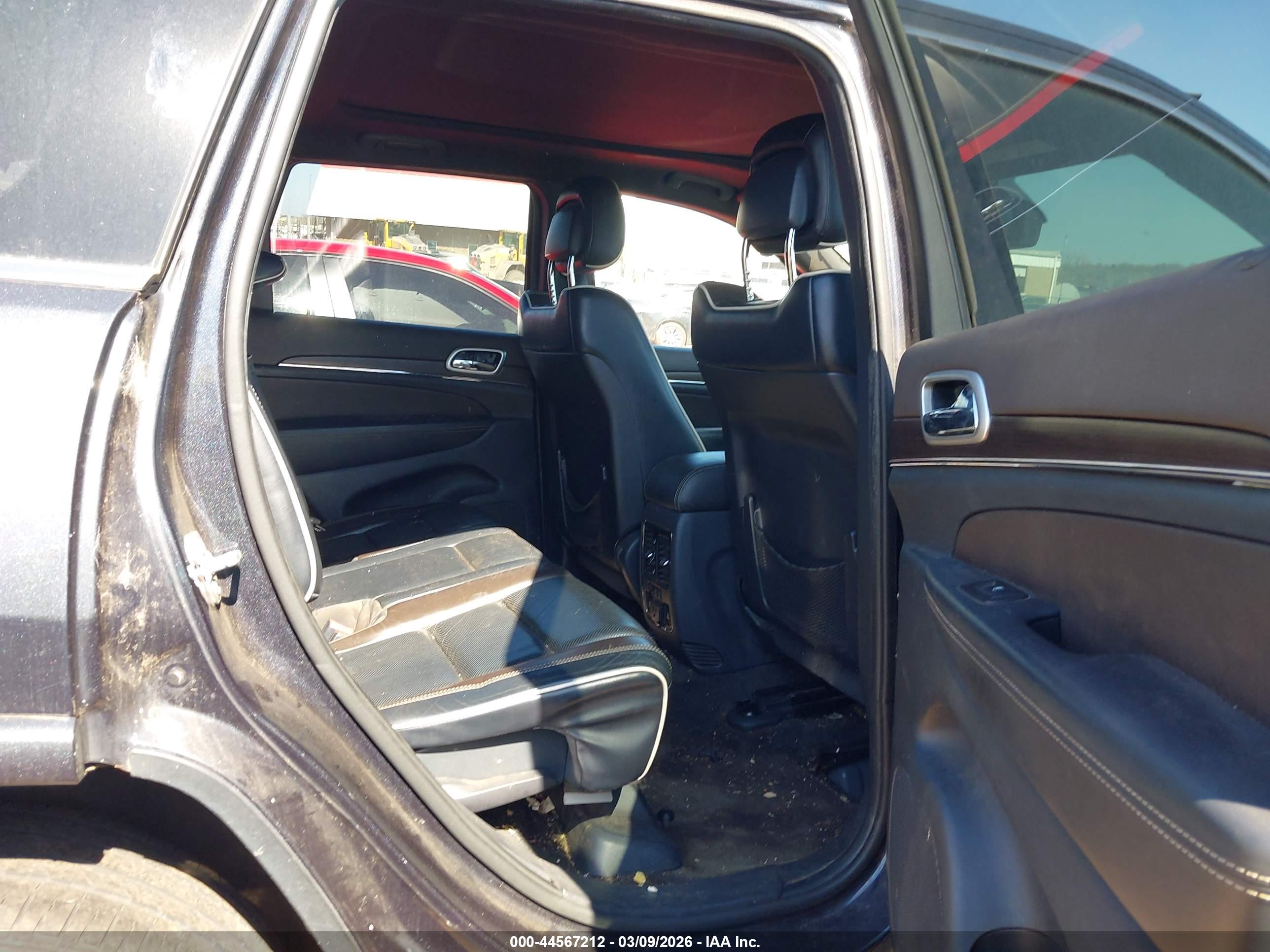 JEEP GRAND image 8