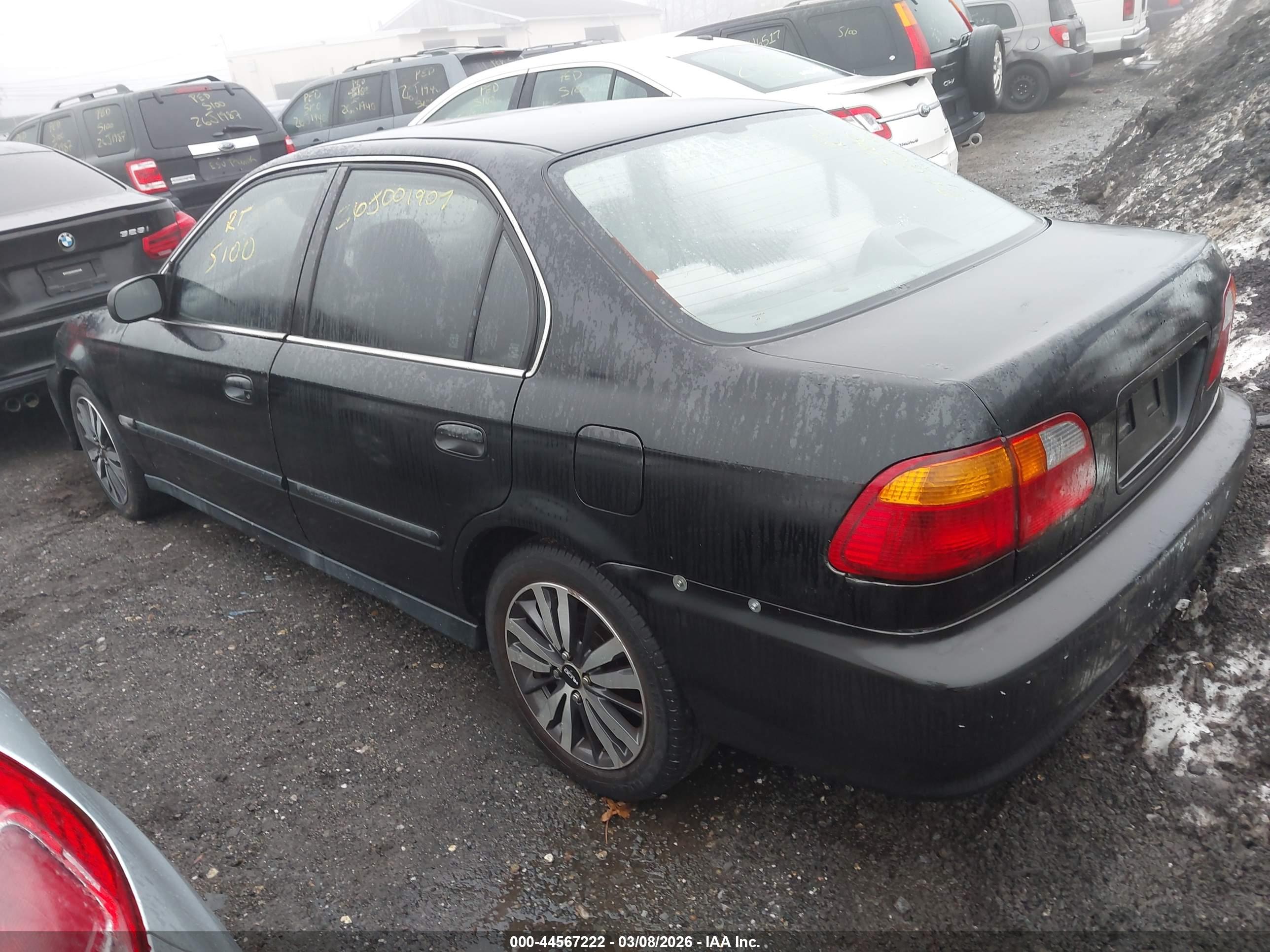 HONDA CIVIC image 3