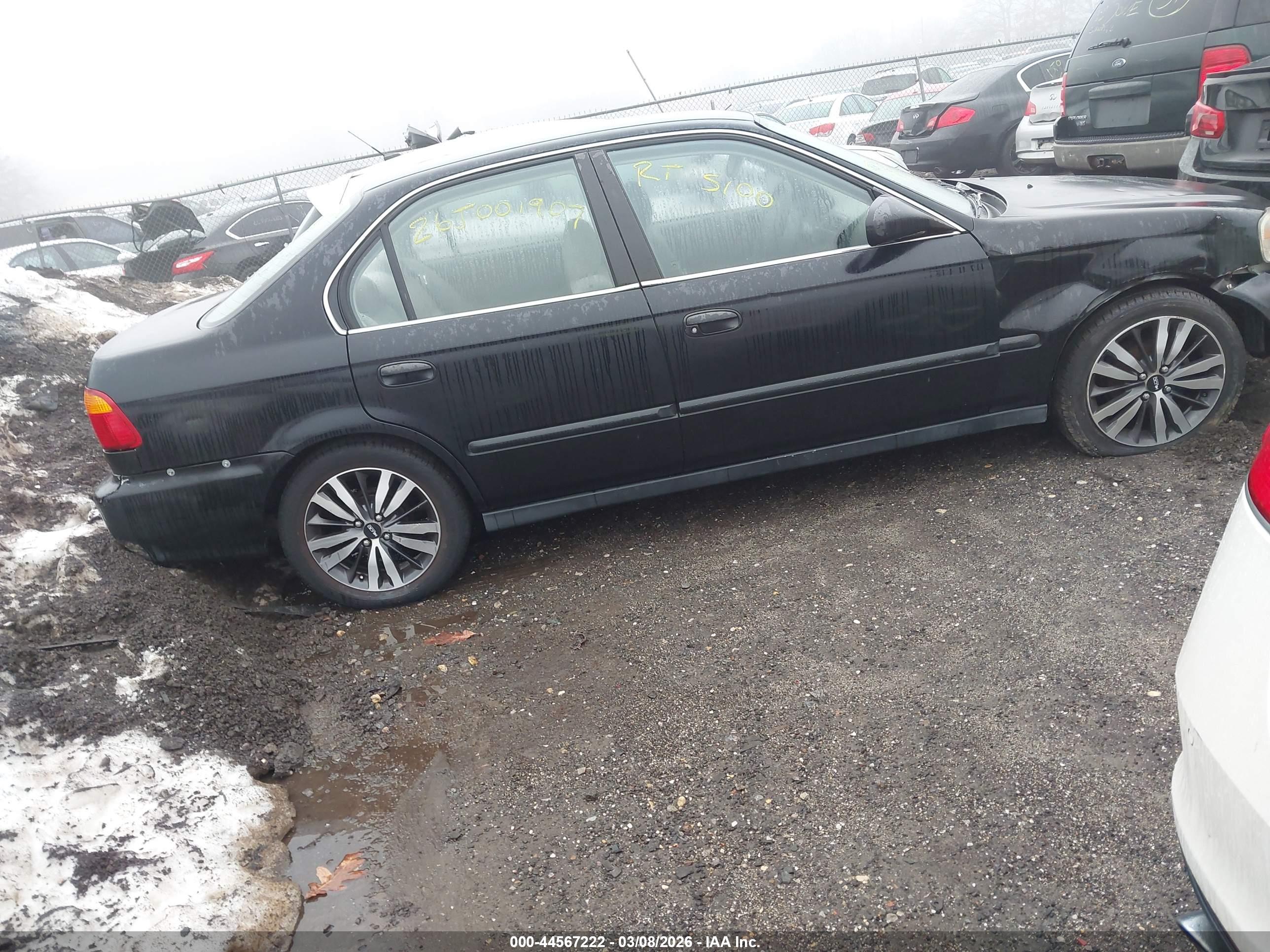 HONDA CIVIC image 4