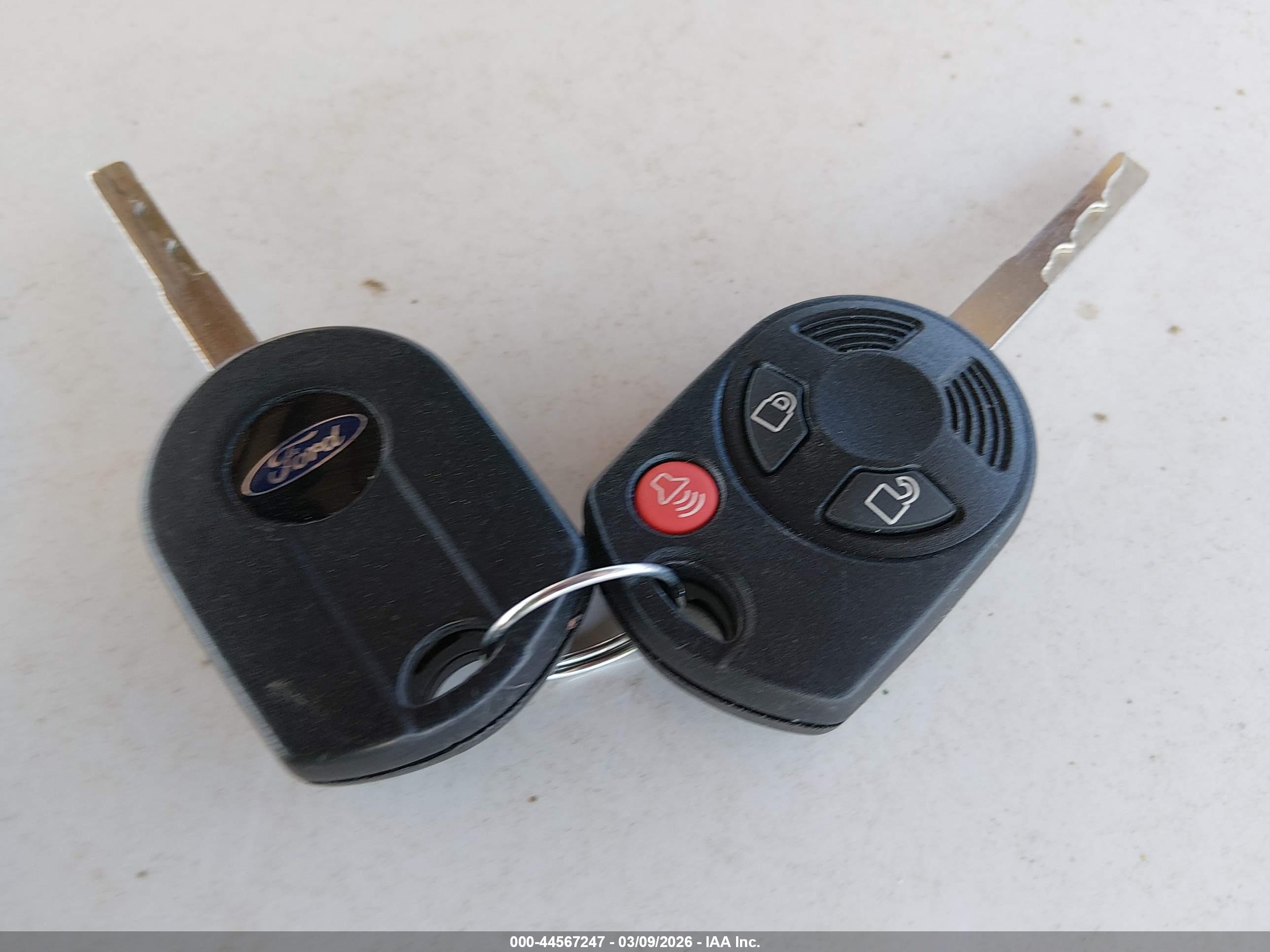 FORD ESCAPE image 11