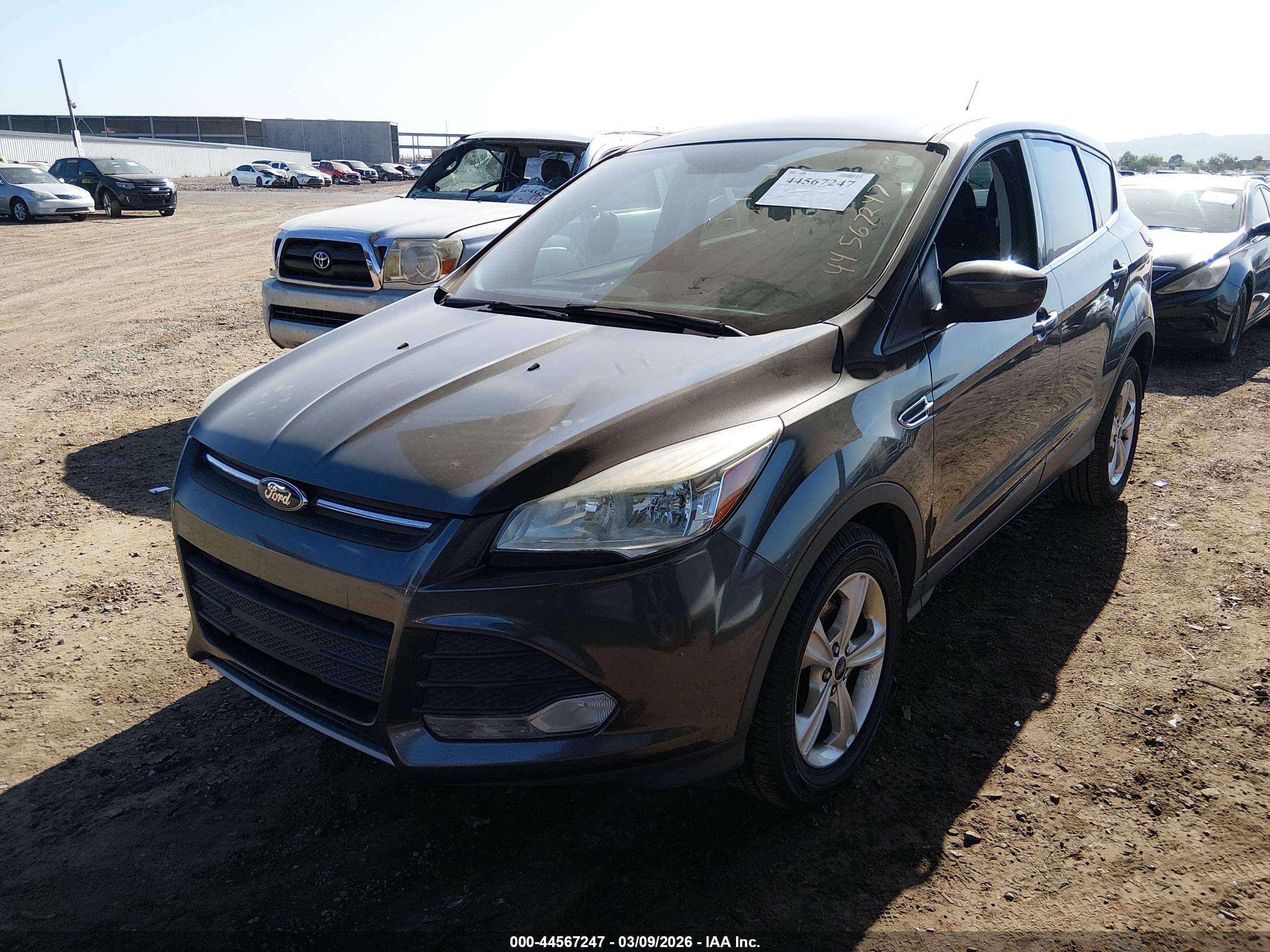 FORD ESCAPE image 6