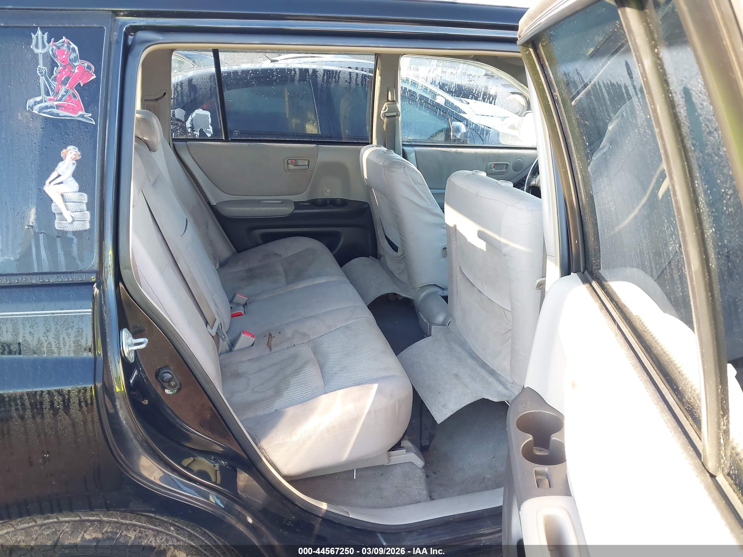 TOYOTA HIGHLANDER image 8