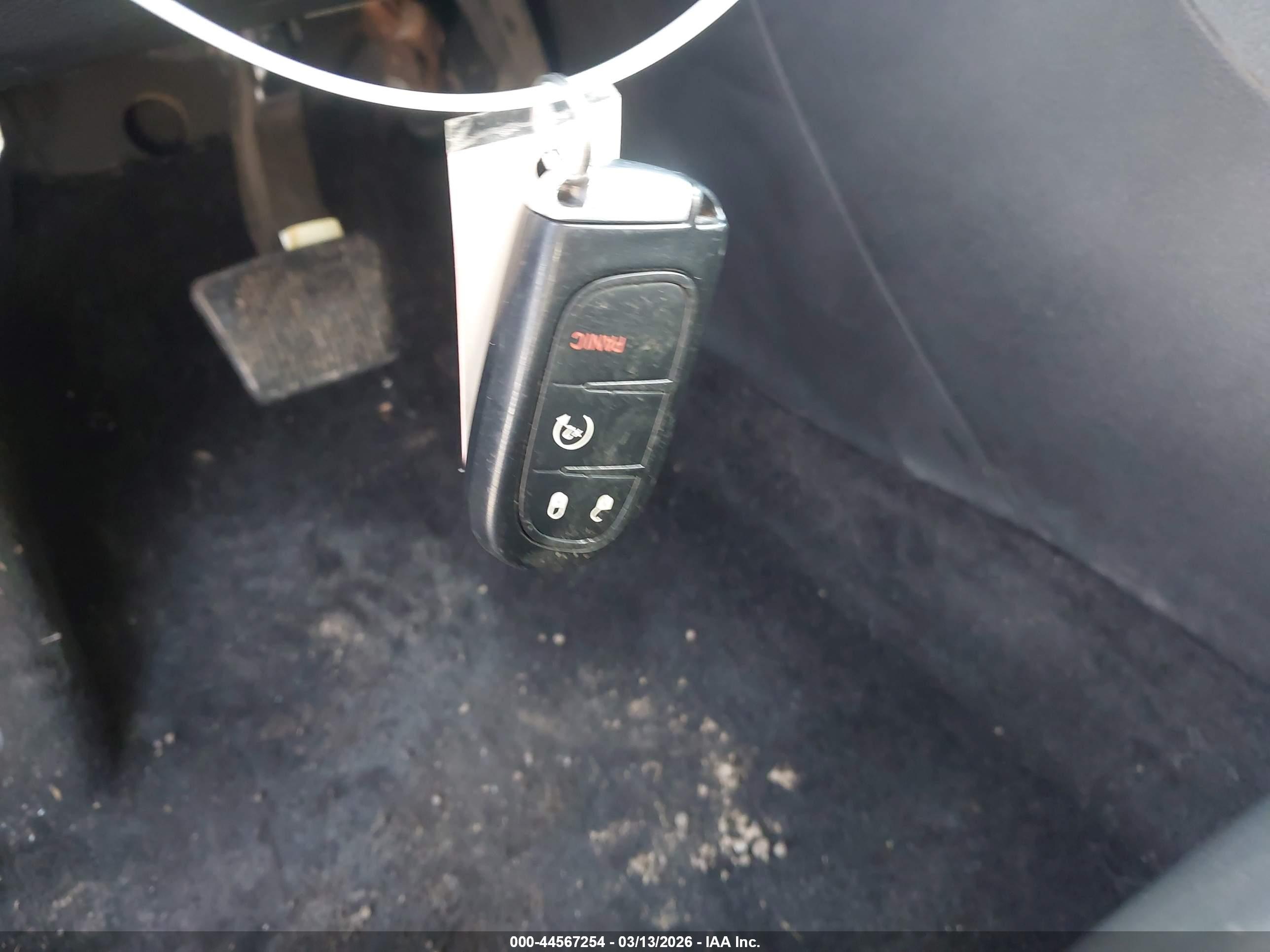 JEEP CHEROKEE image 11