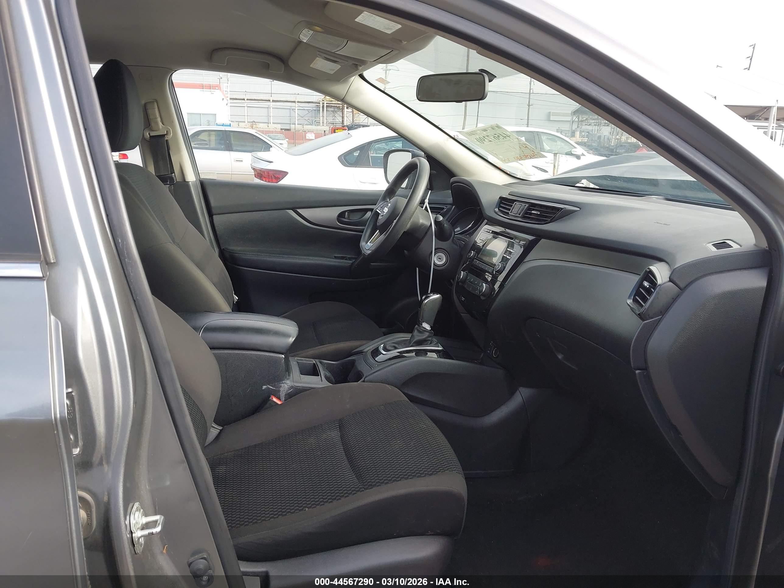NISSAN ROGUE image 5