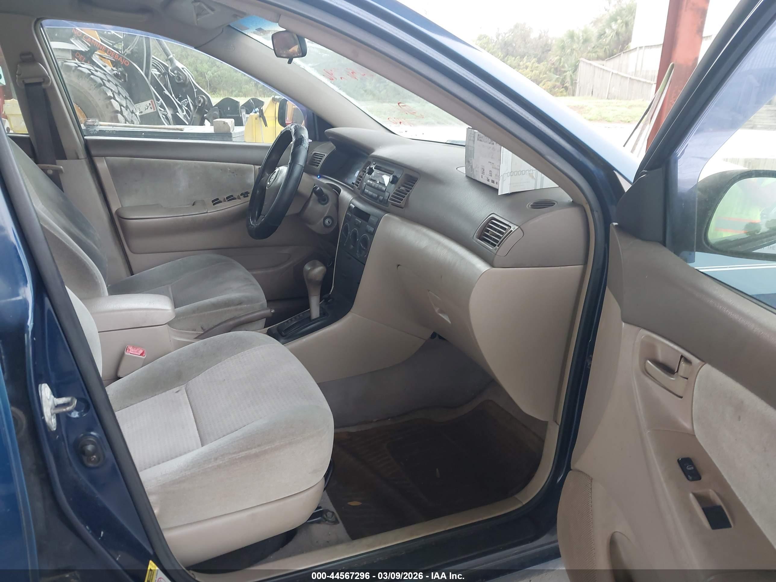 TOYOTA COROLLA image 5