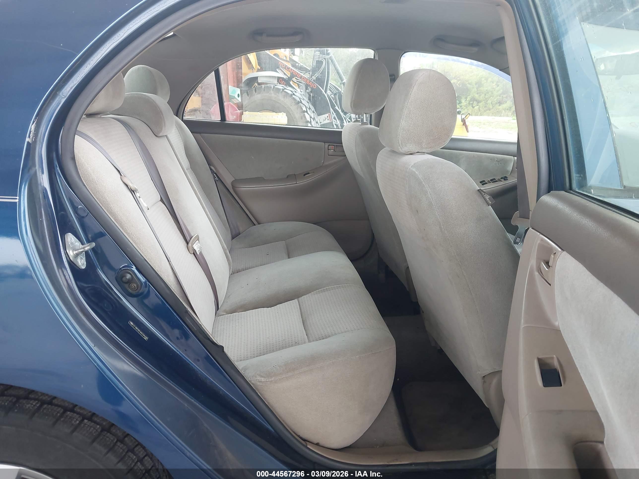 TOYOTA COROLLA image 8
