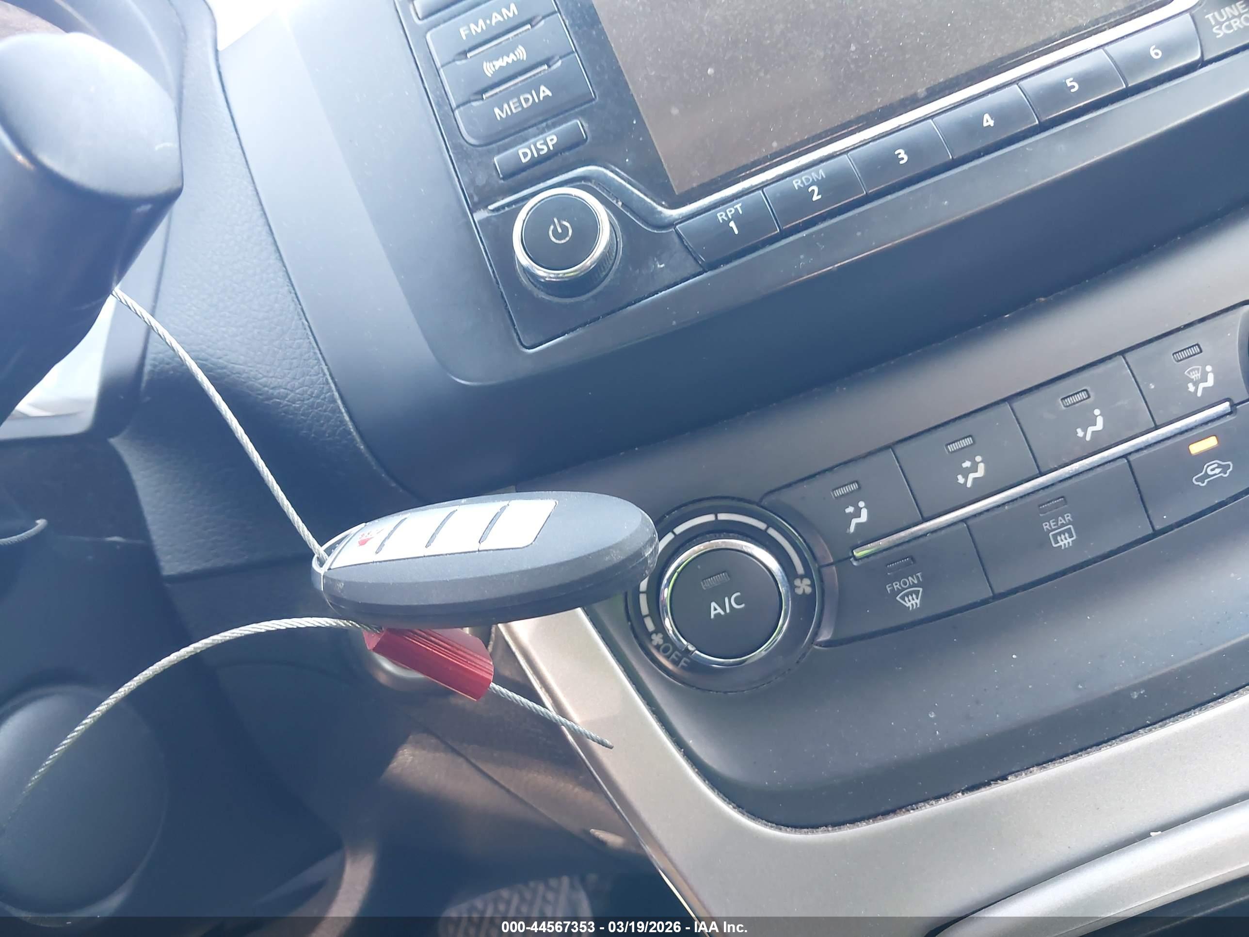 NISSAN SENTRA image 11
