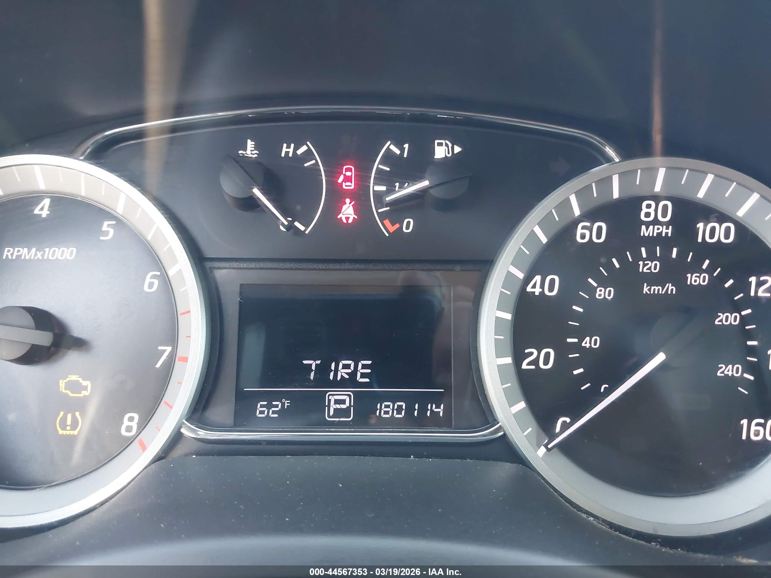 NISSAN SENTRA image 7