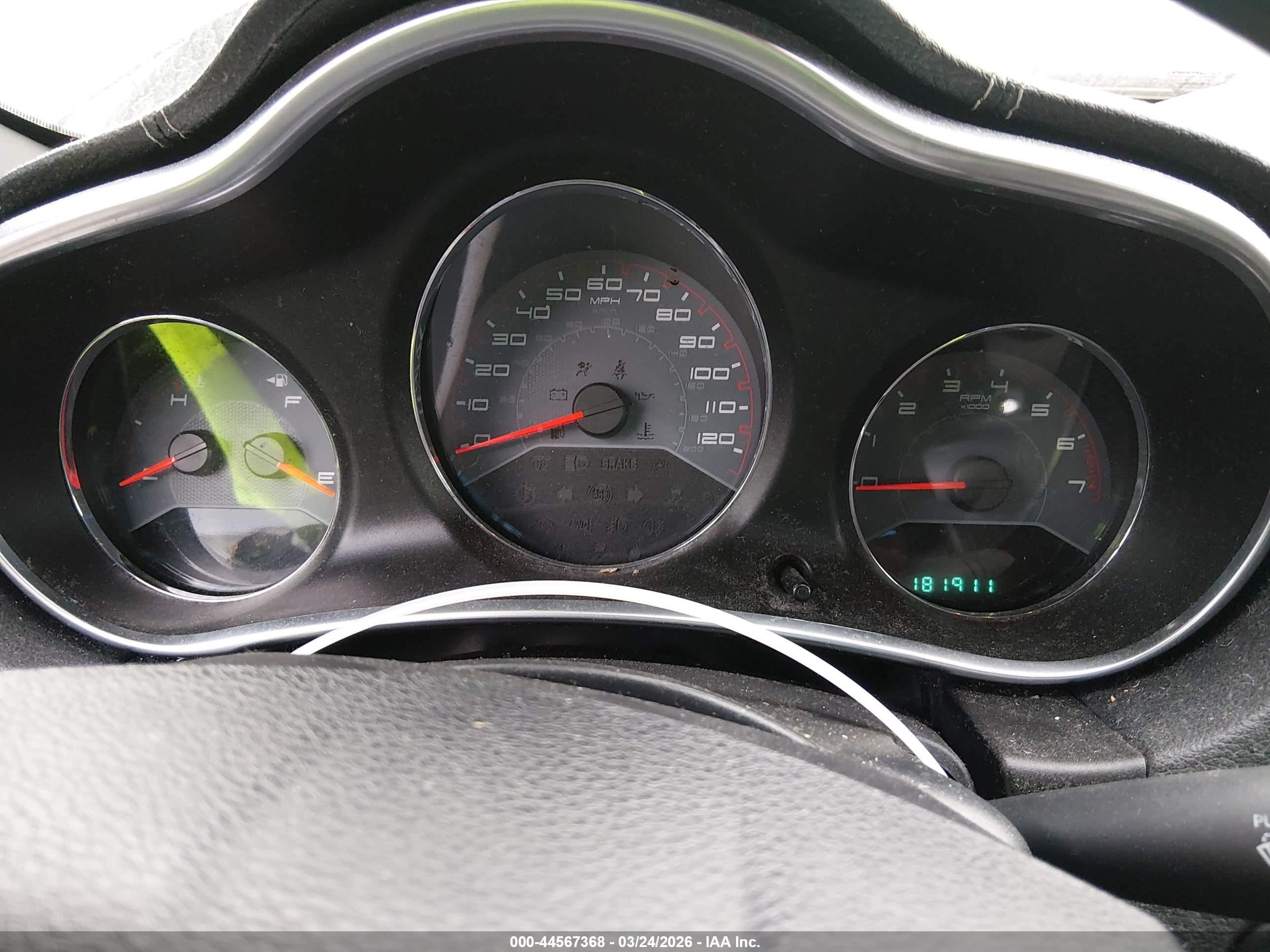 DODGE AVENGER image 7