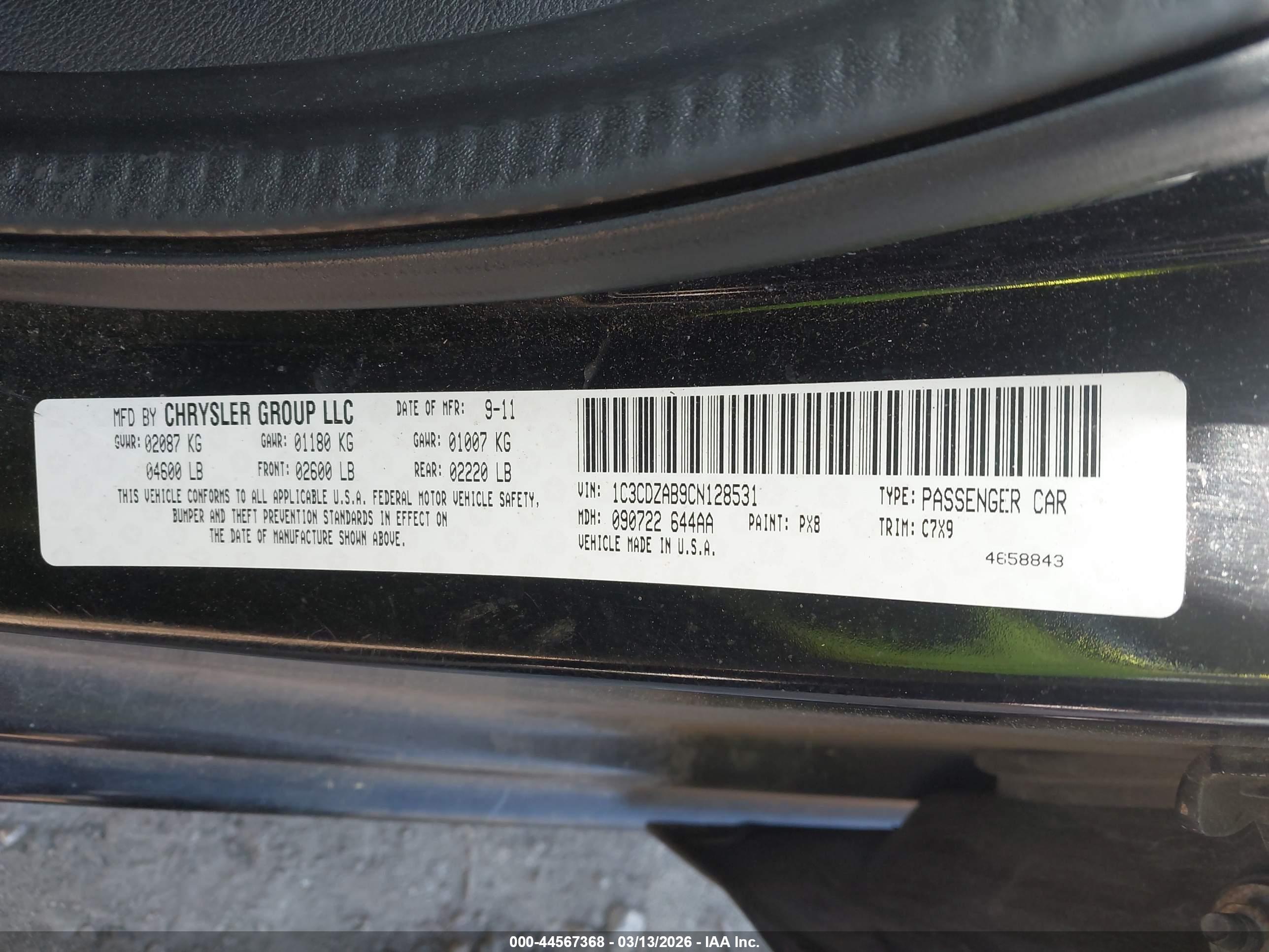 DODGE AVENGER image 9