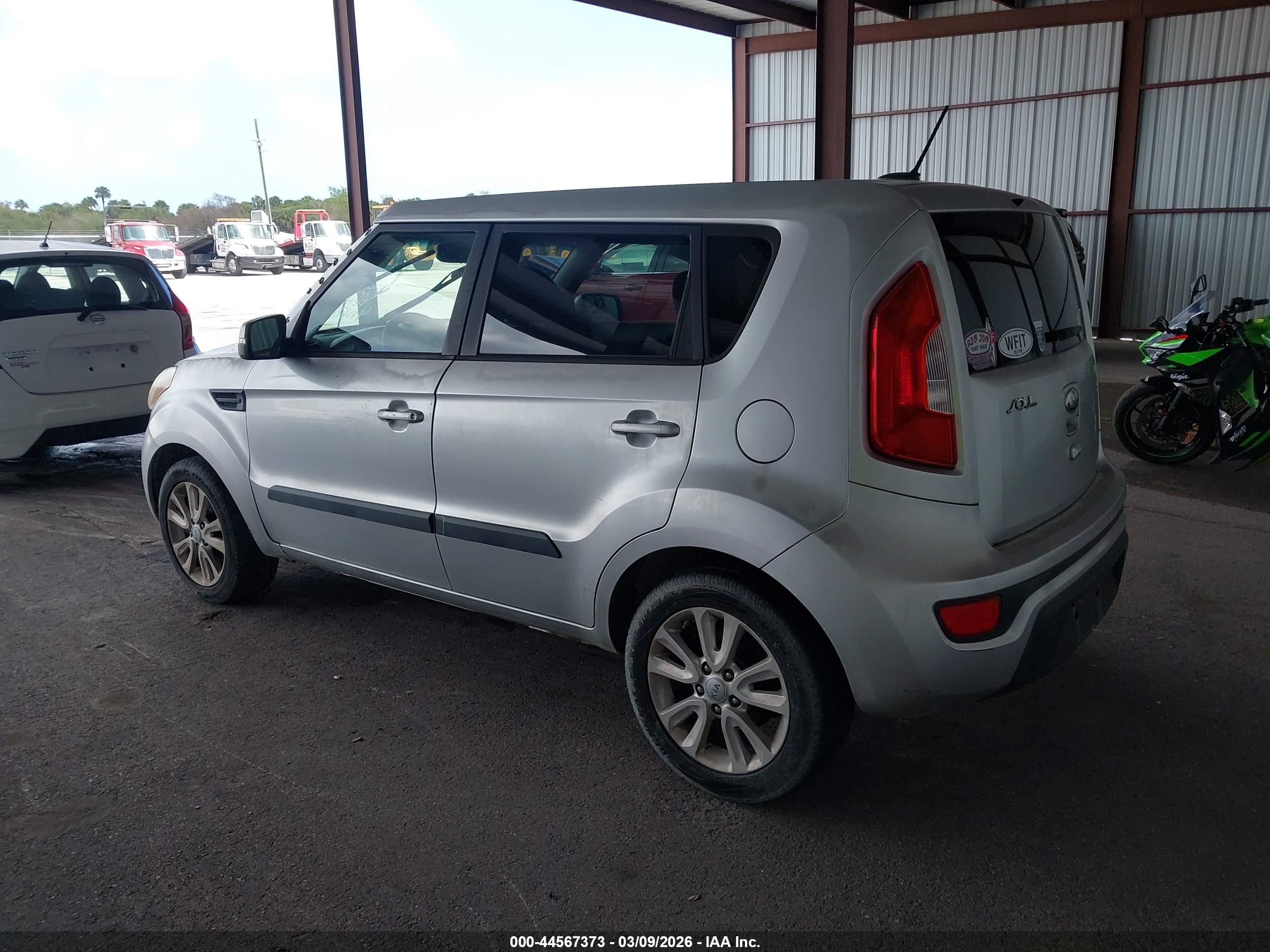 KIA SOUL image 3