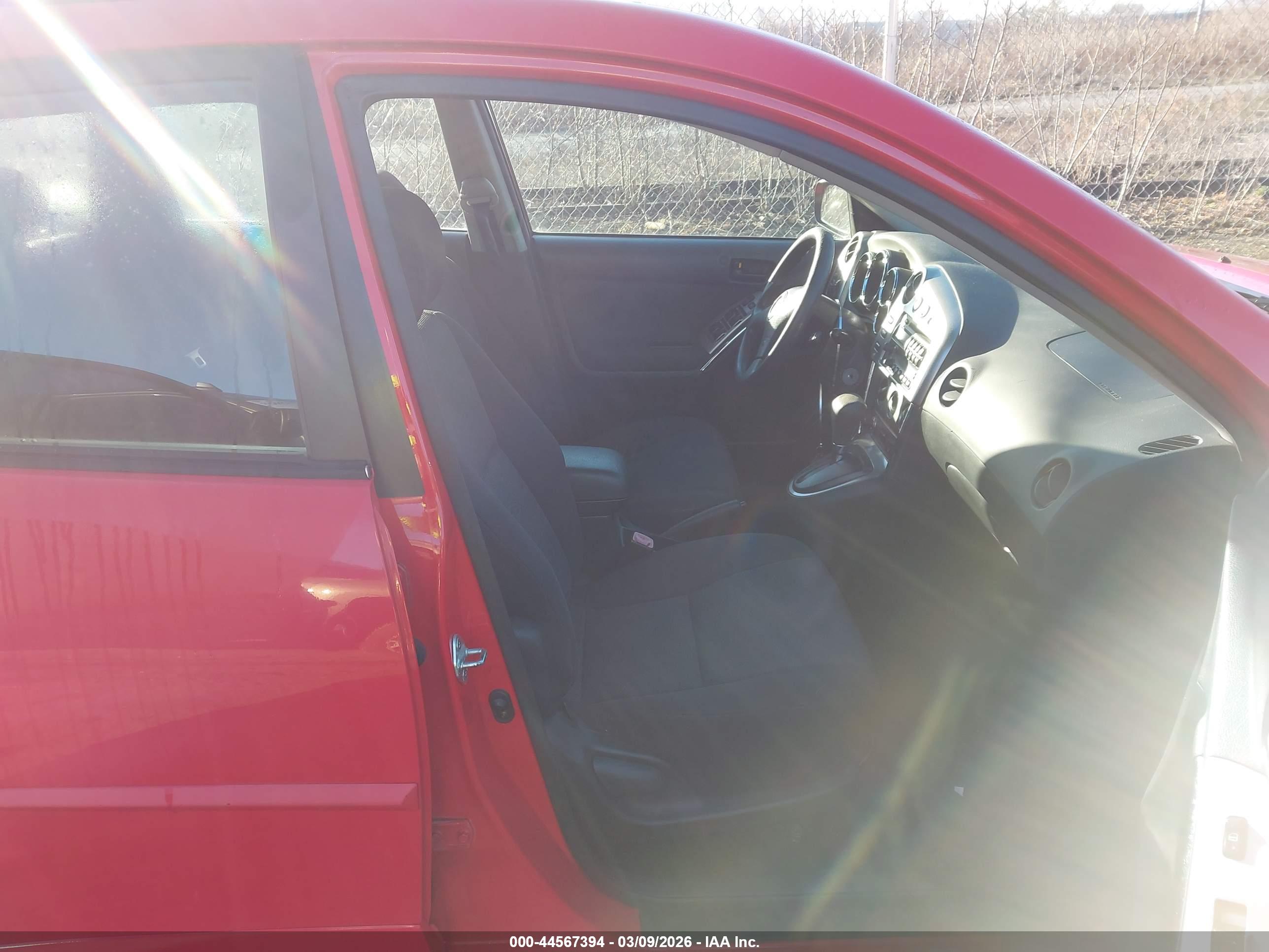 PONTIAC VIBE image 5