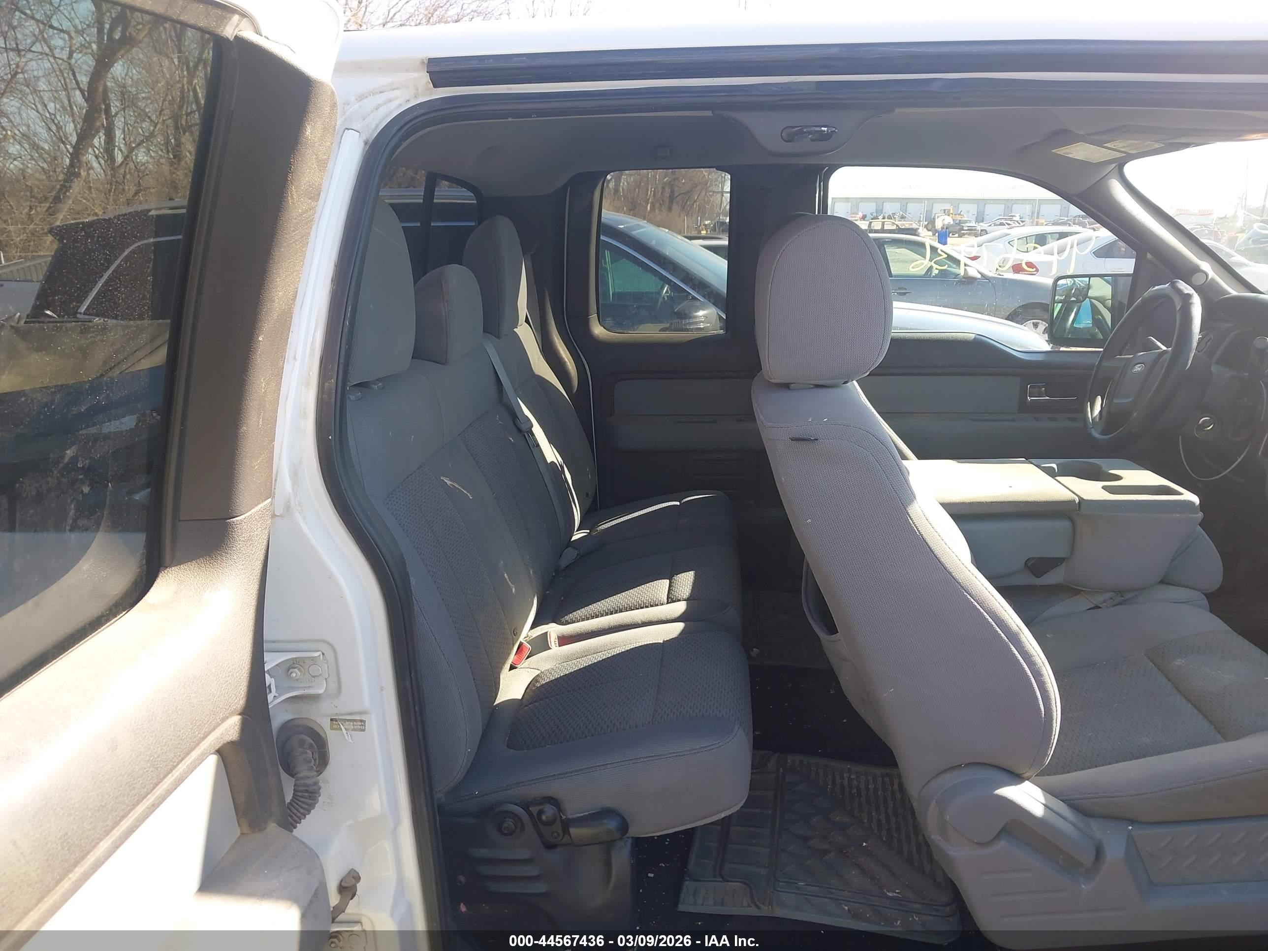 FORD F-150 image 8