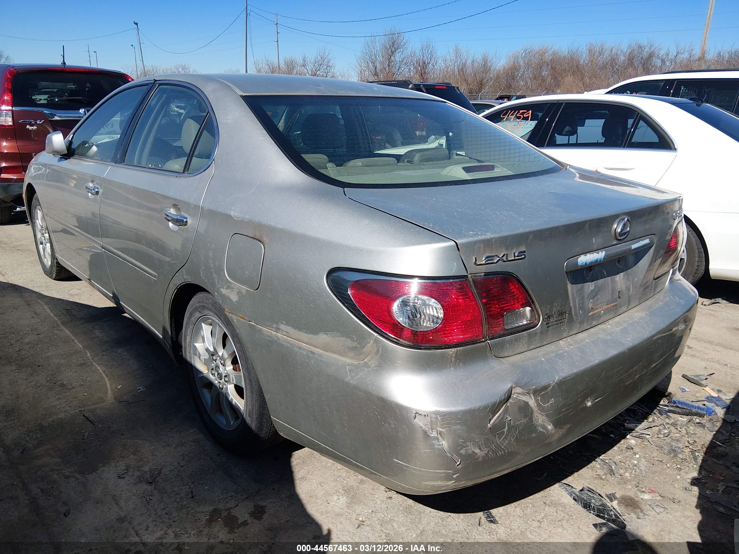 LEXUS ES image 3