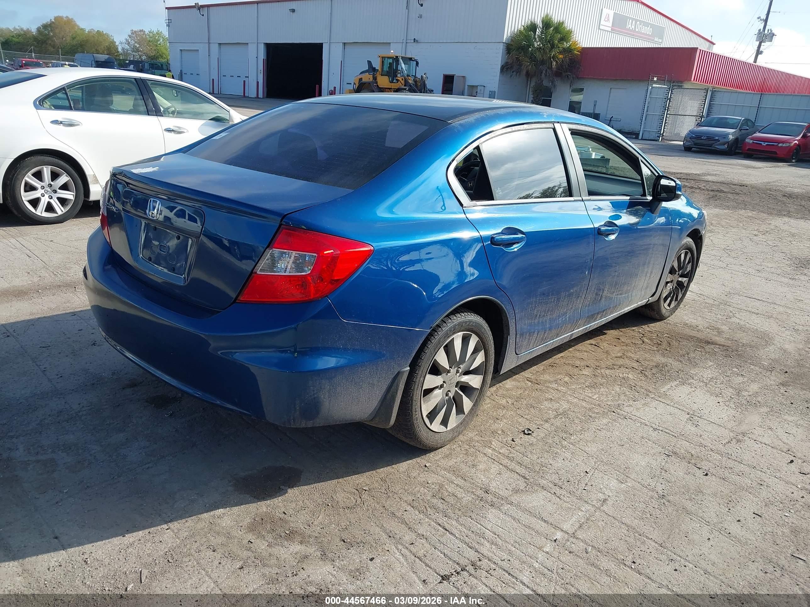 HONDA CIVIC image 4