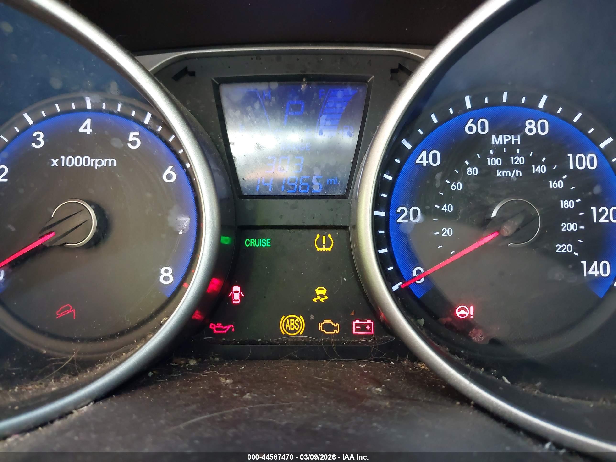 HYUNDAI TUCSON image 7