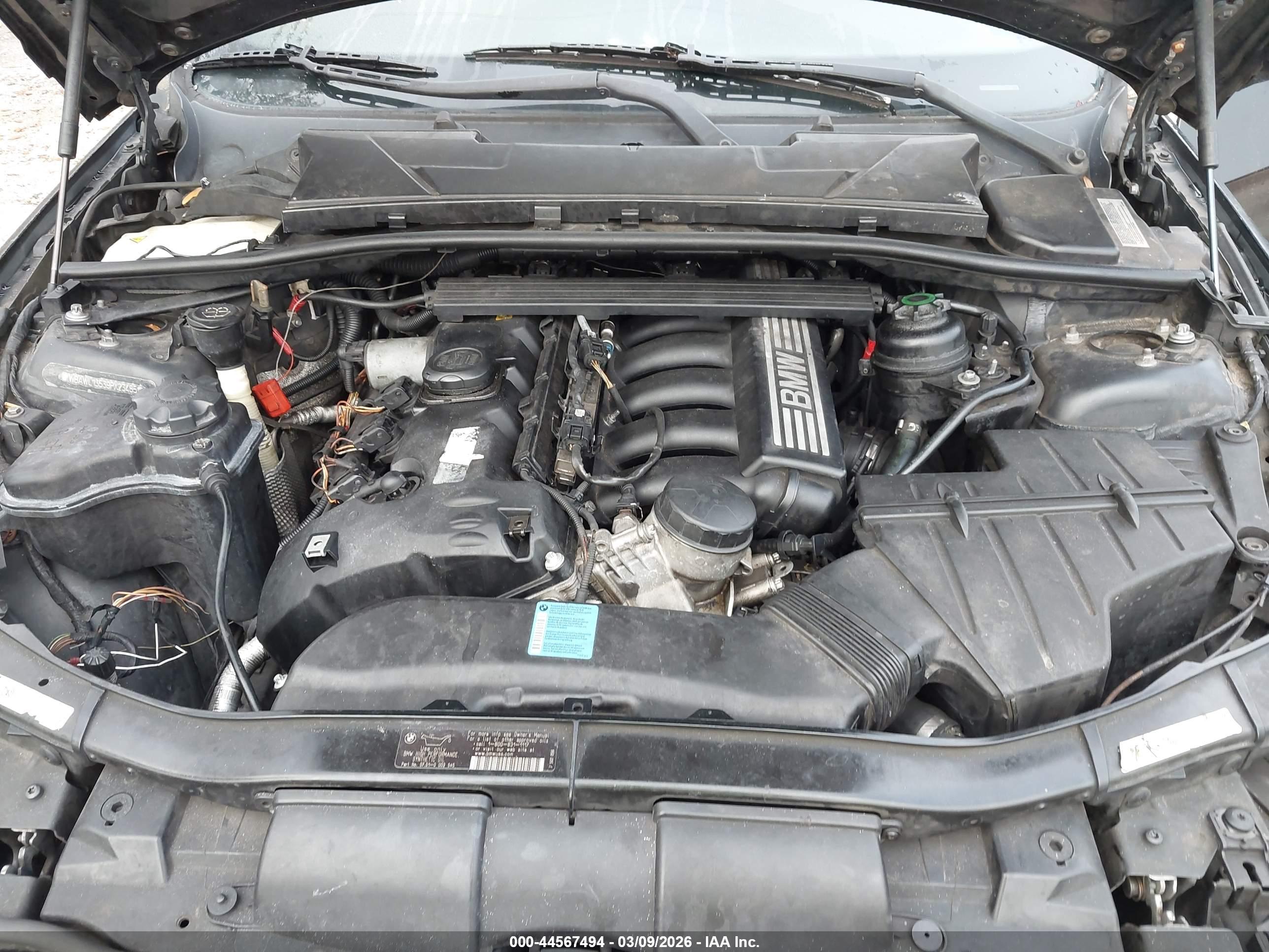 BMW 328I image 10
