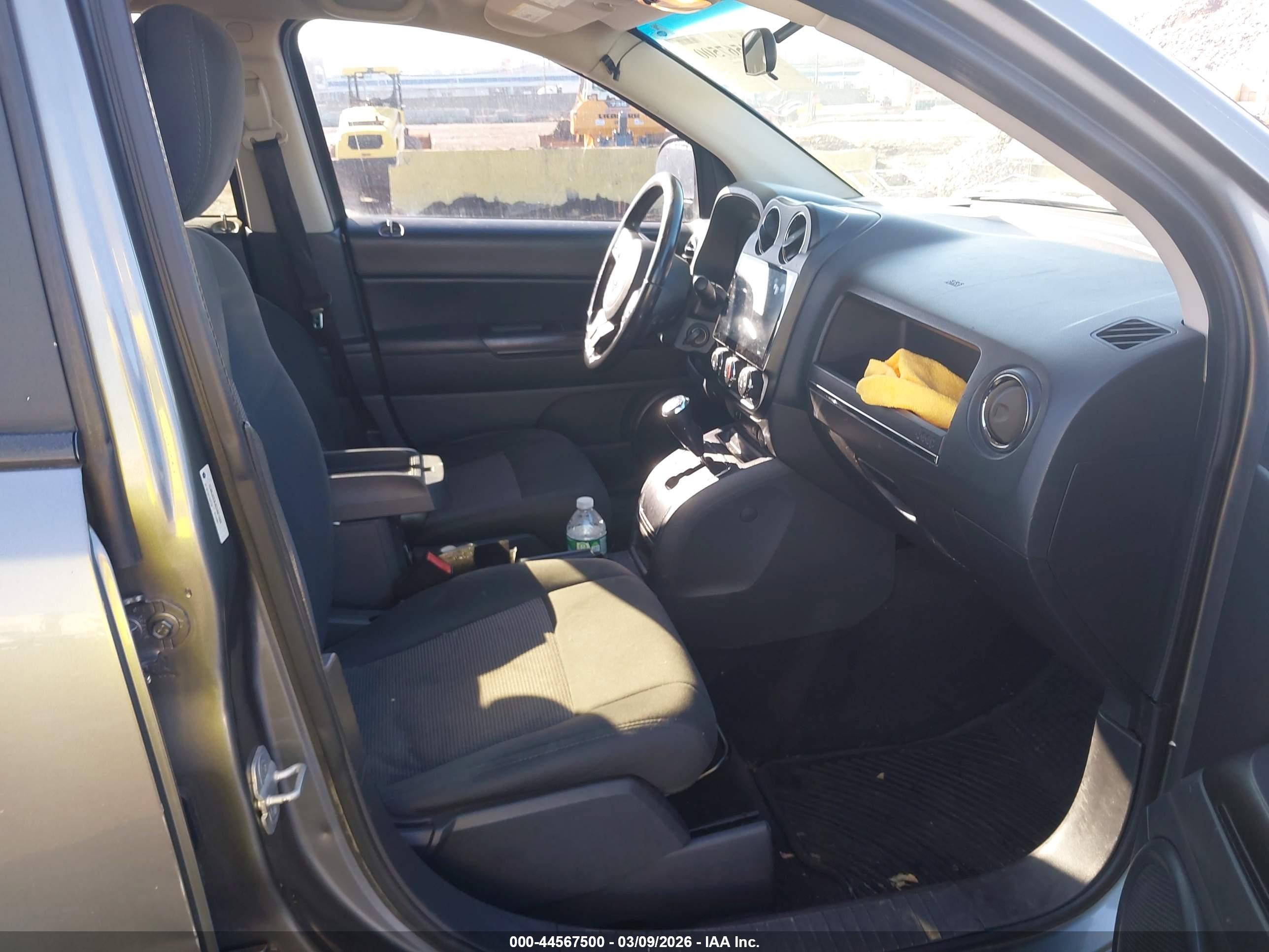 JEEP COMPASS image 5