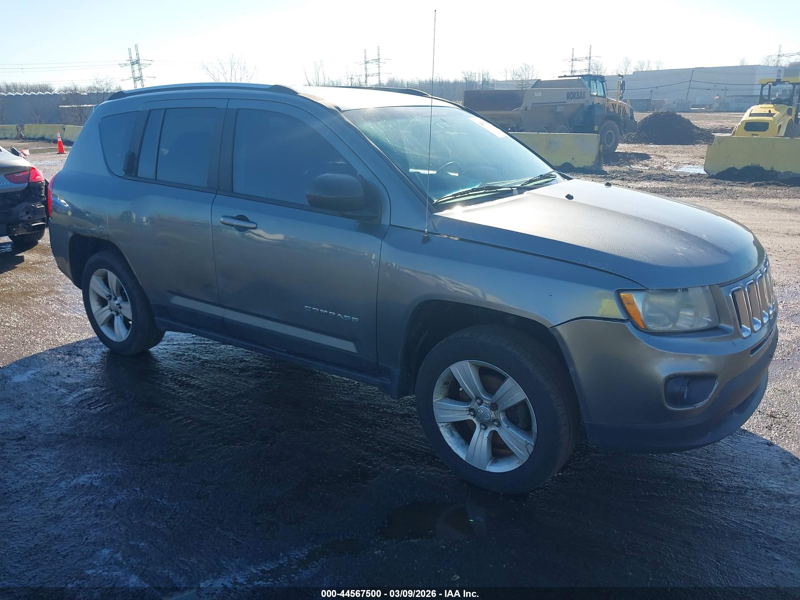 JEEP COMPASS image 6