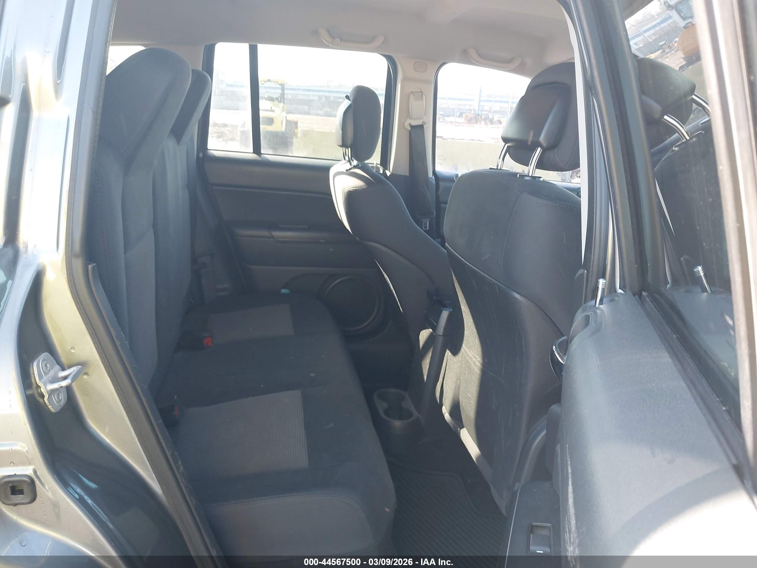 JEEP COMPASS image 8