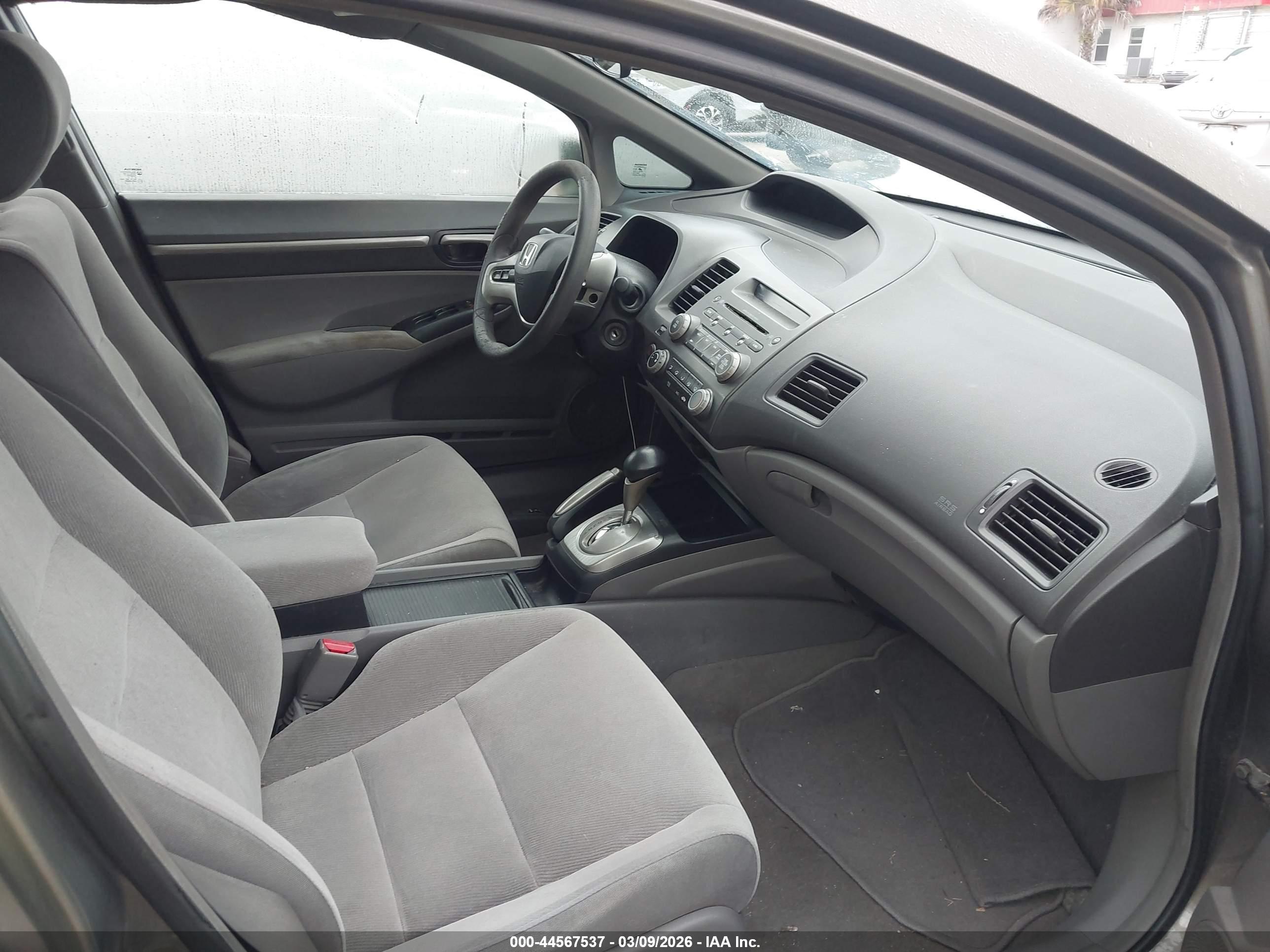 HONDA CIVIC image 5