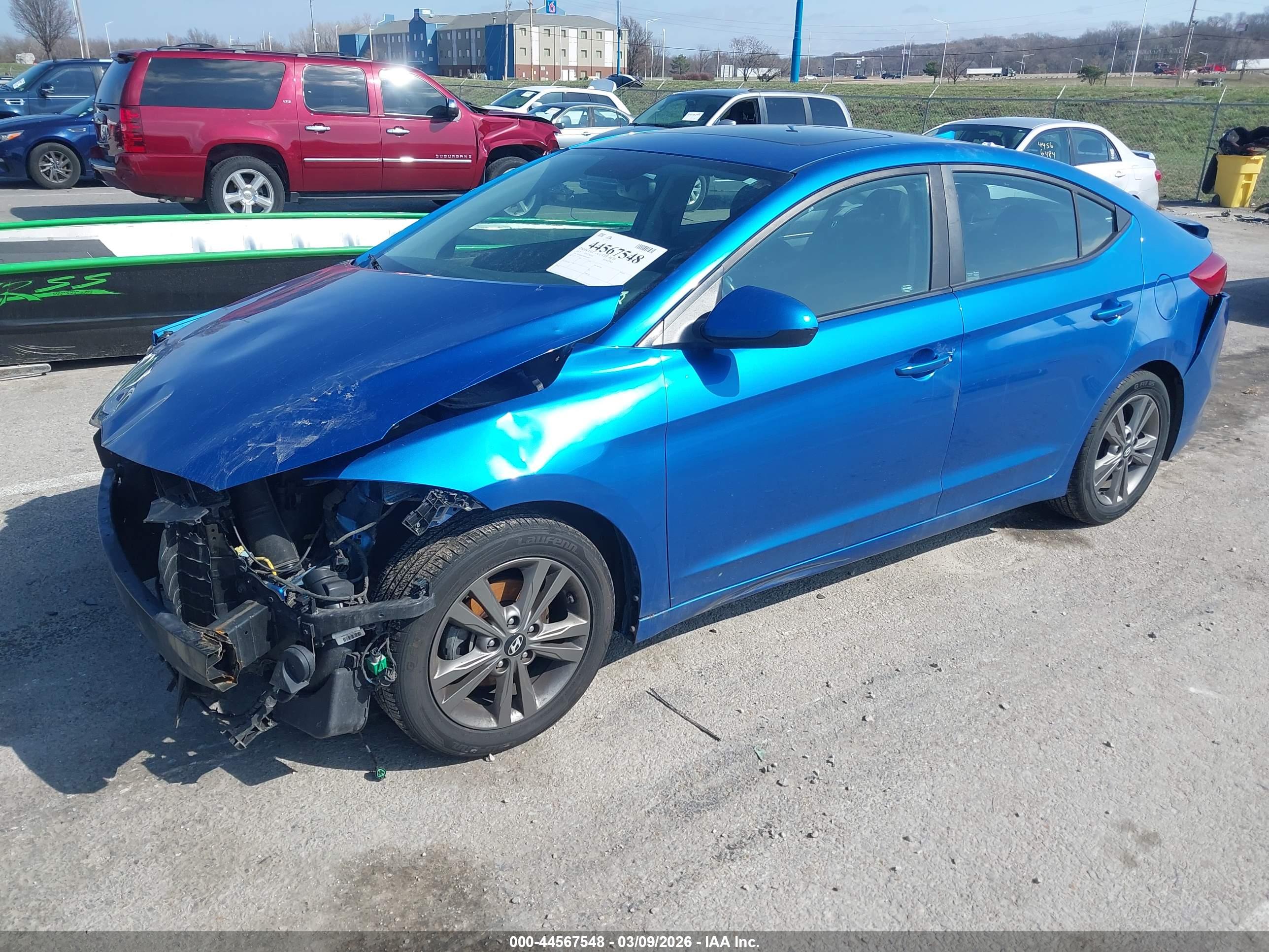 HYUNDAI ELANTRA image 2
