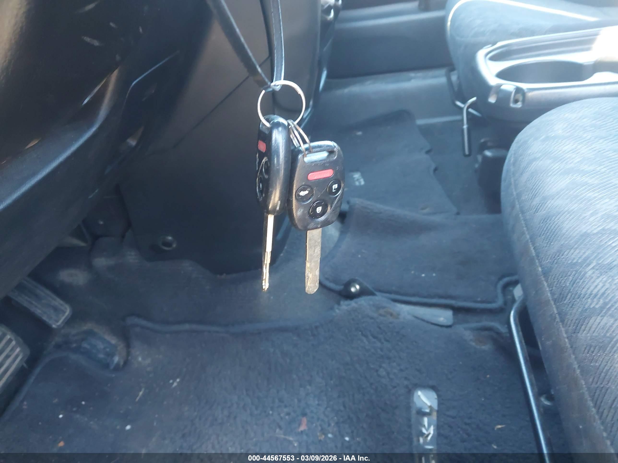 HONDA CR-V image 11