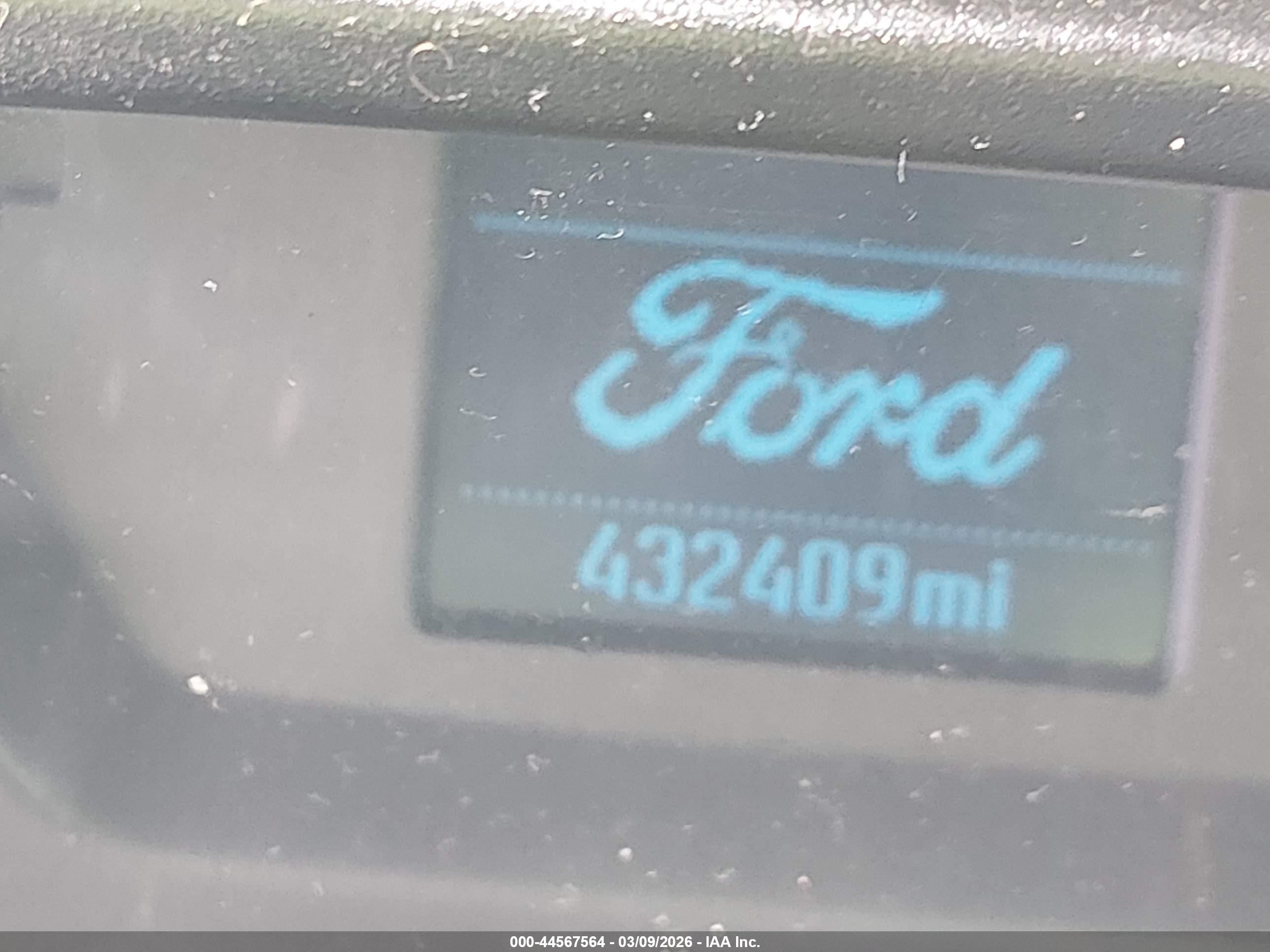 FORD TRANSIT-250 image 7