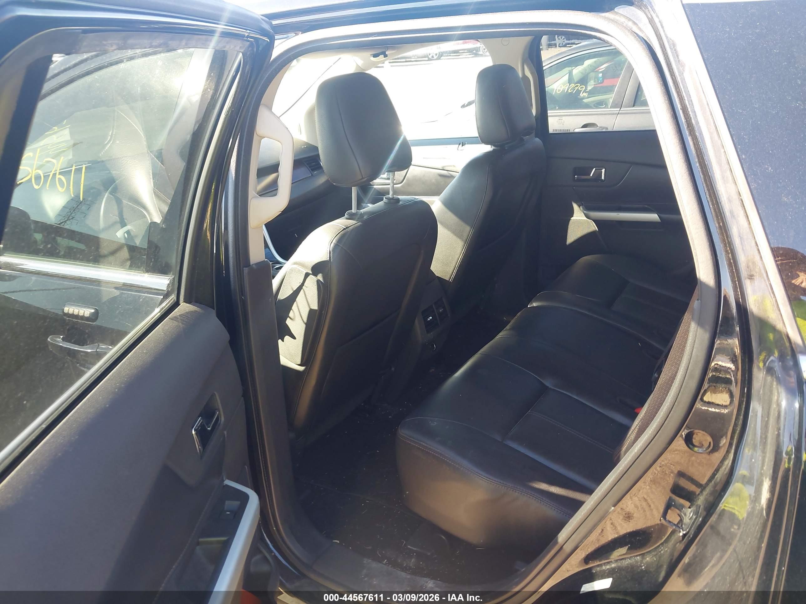 FORD EDGE image 8