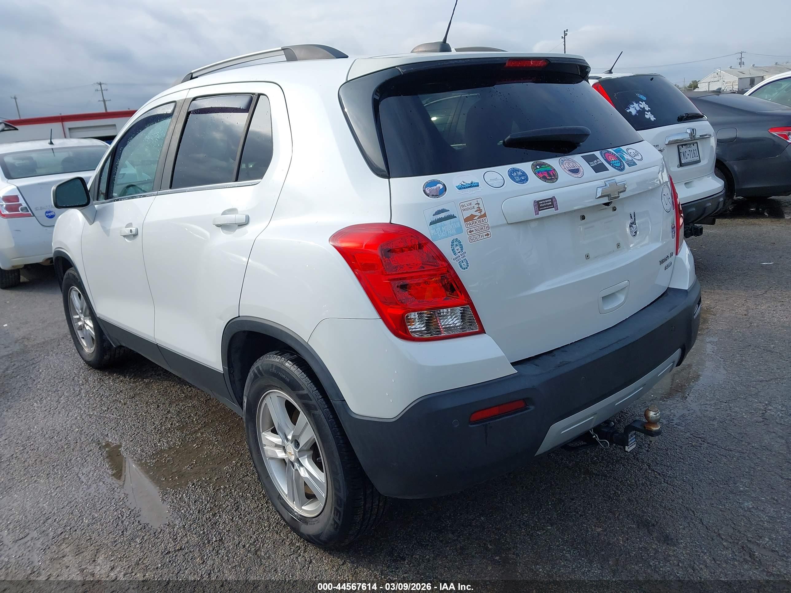 CHEVROLET TRAX image 3