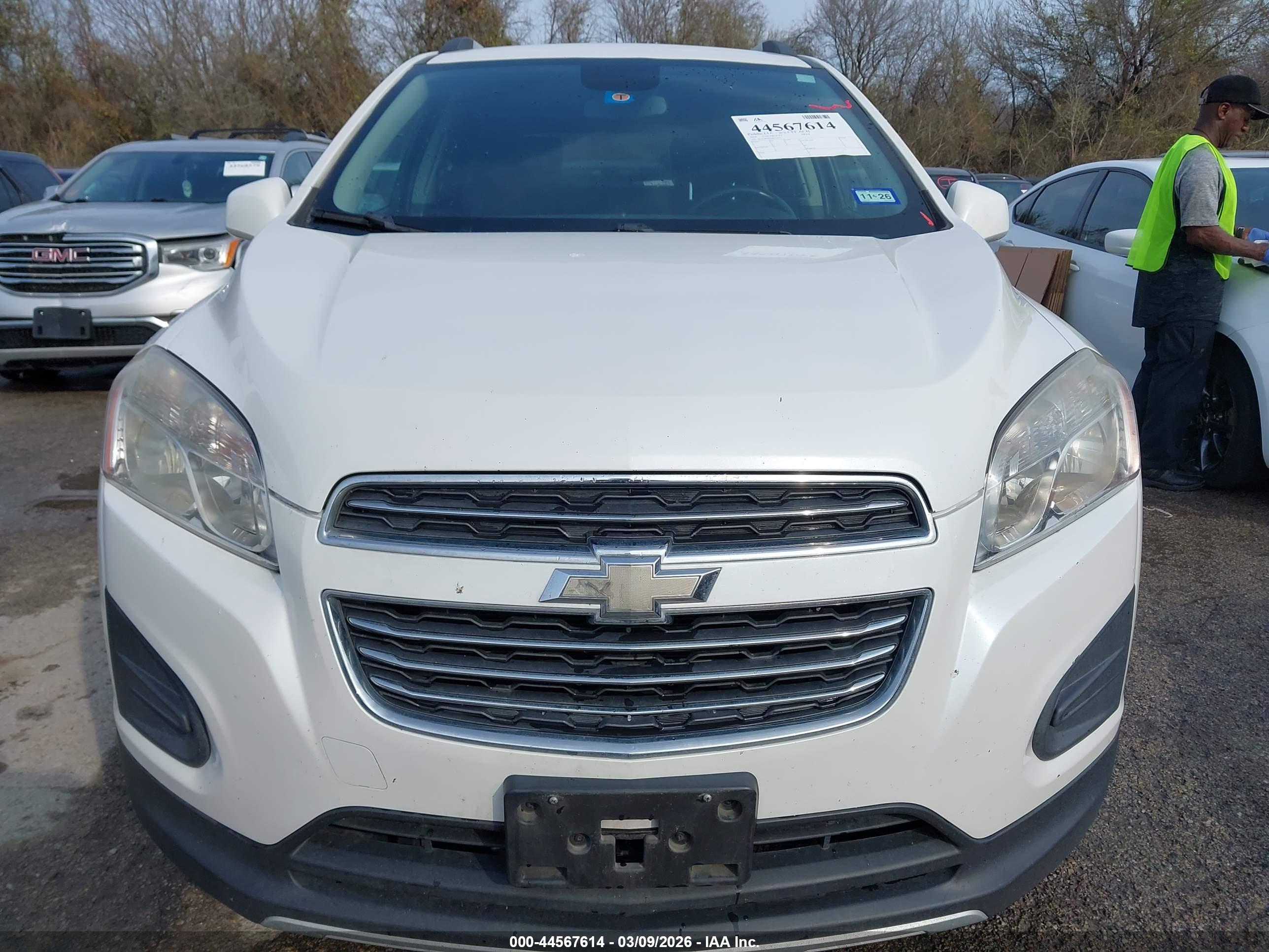 CHEVROLET TRAX image 6