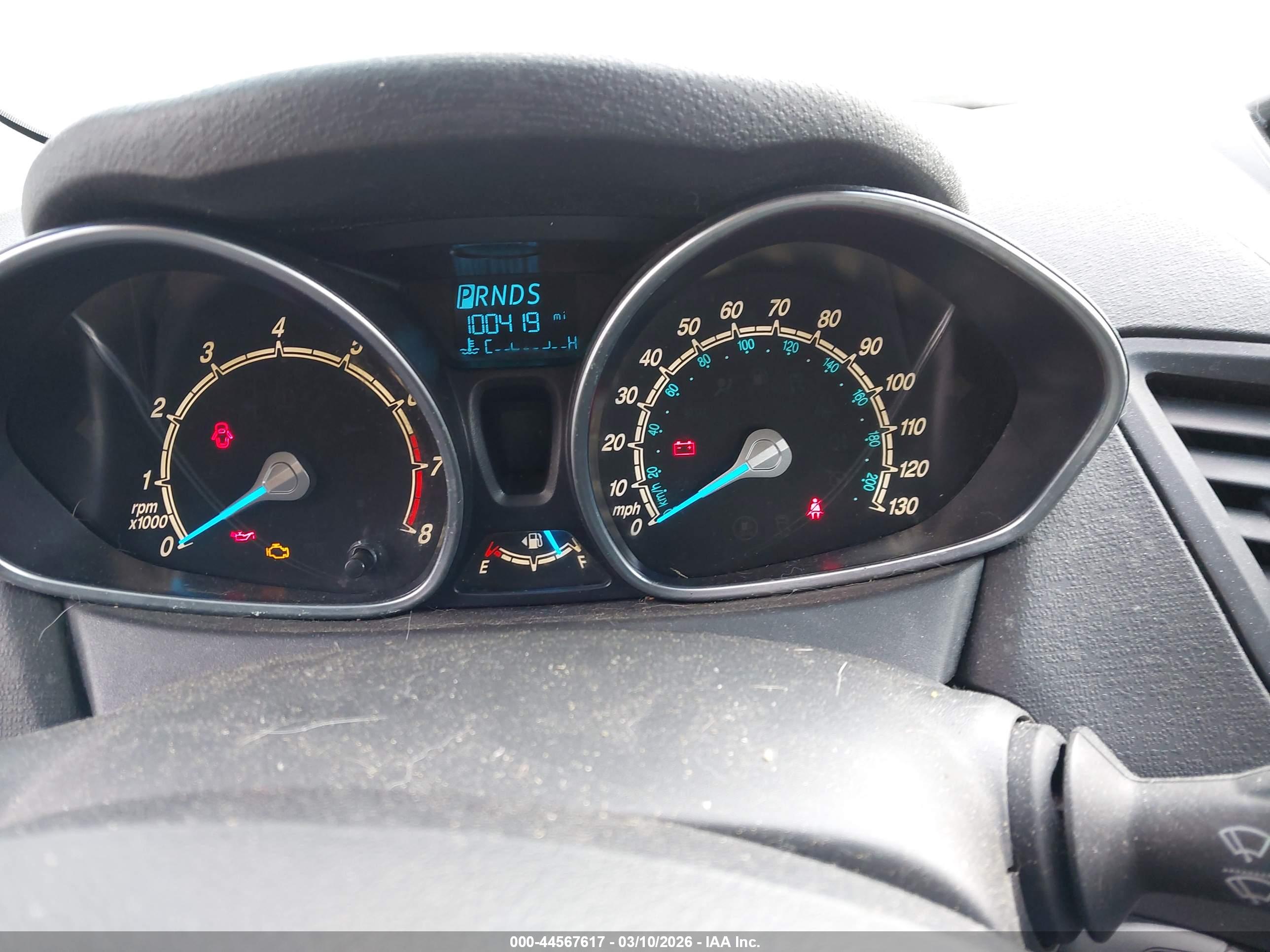 FORD FIESTA image 7