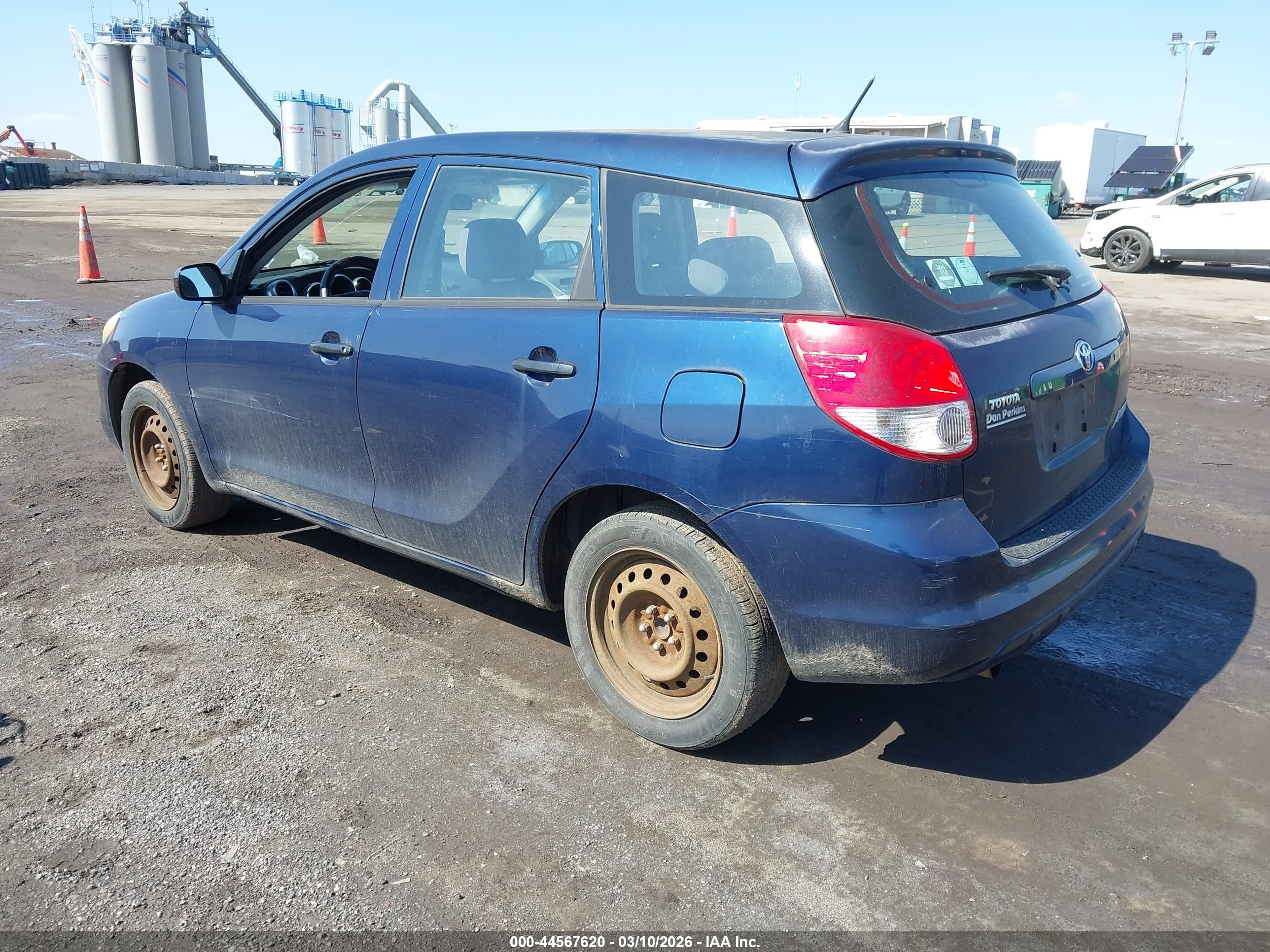 TOYOTA MATRIX image 3