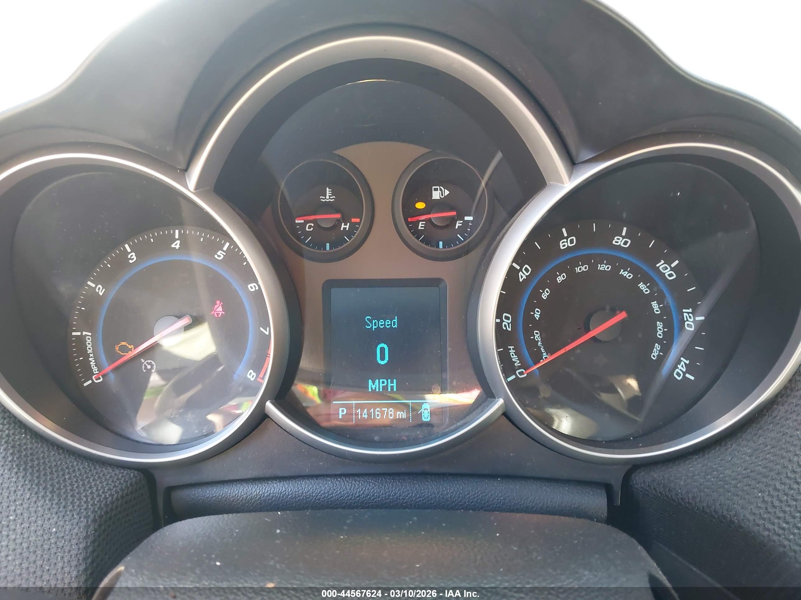 CHEVROLET CRUZE image 7