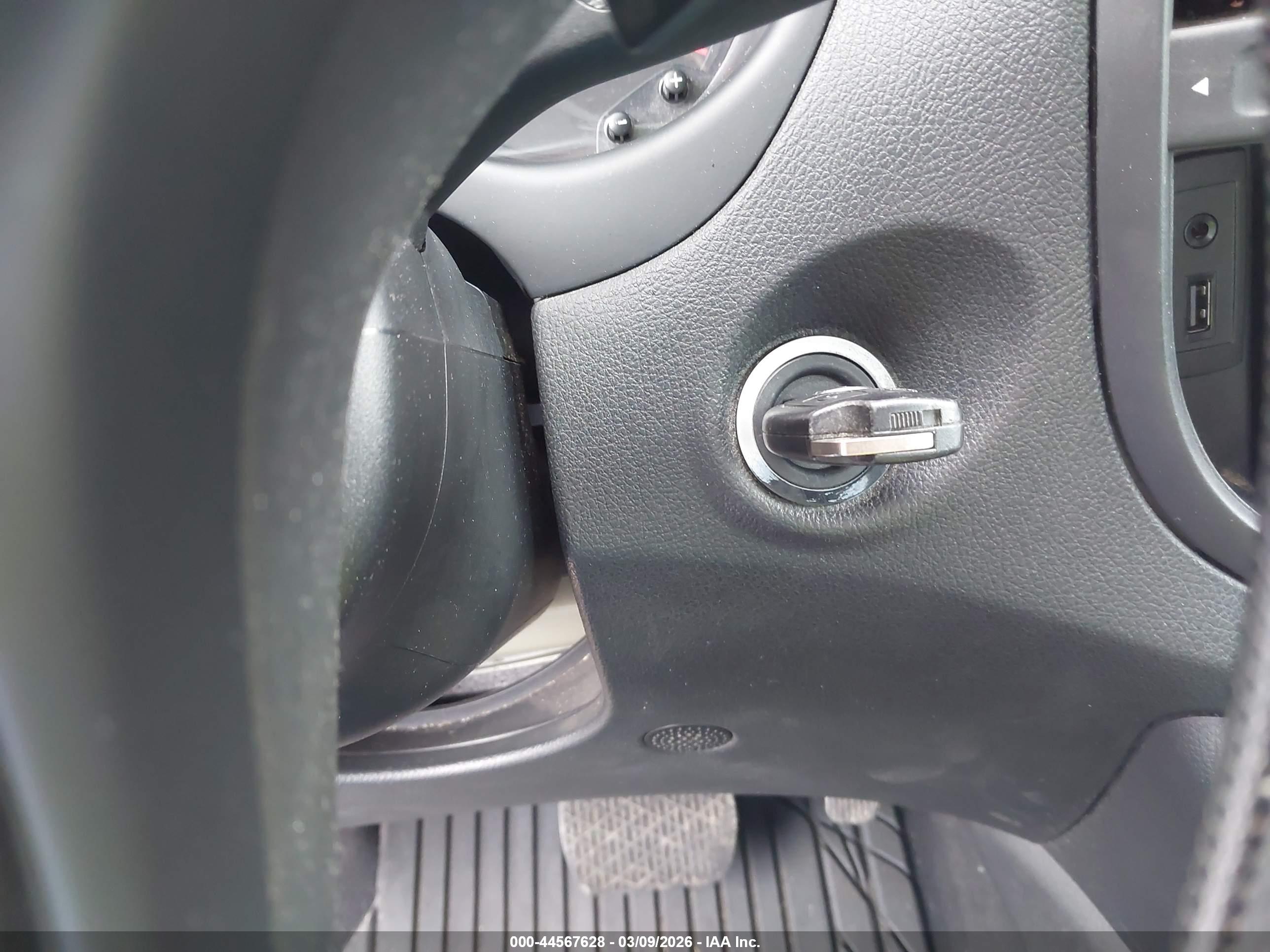 MERCEDES-BENZ METRIS image 11