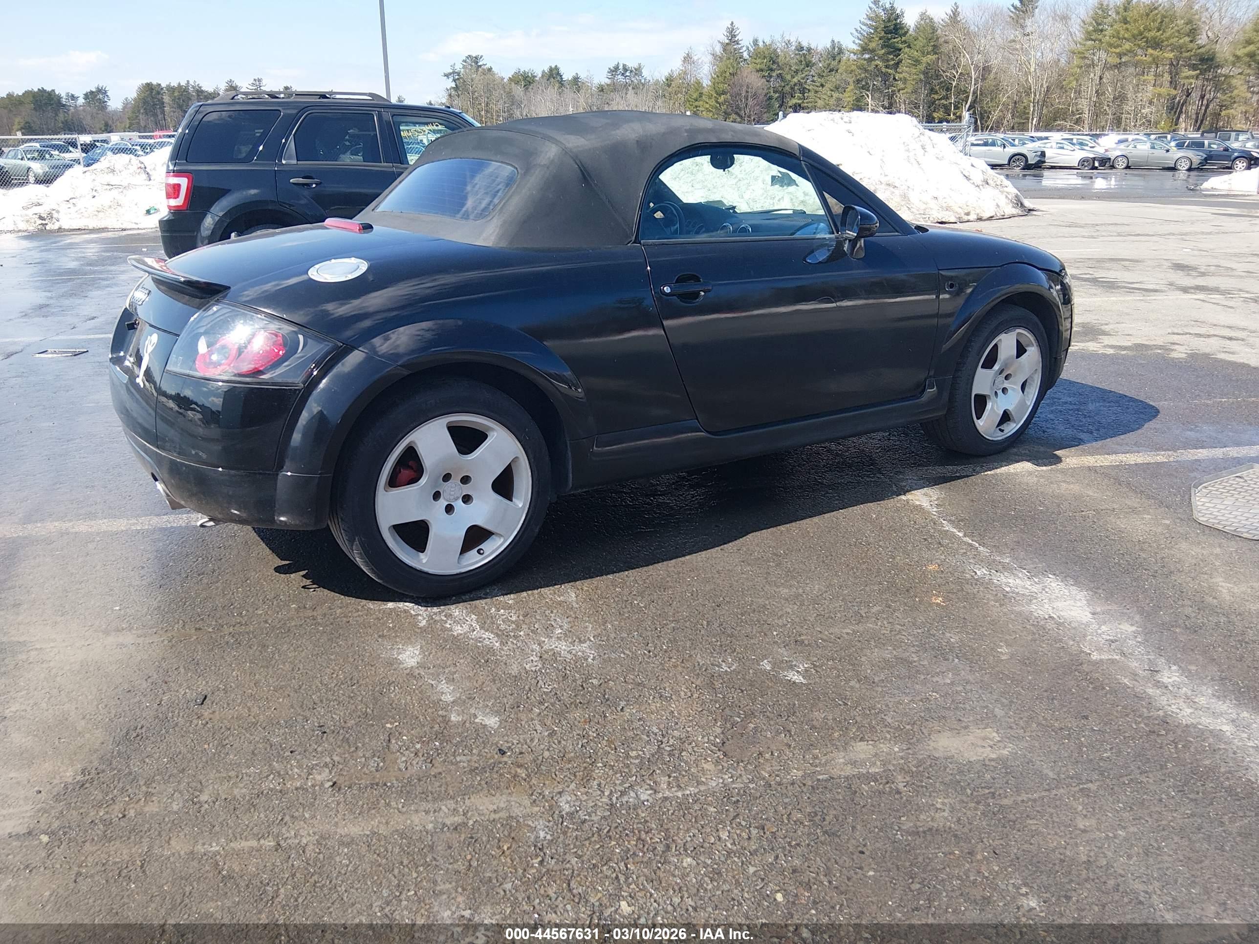 AUDI TT image 4