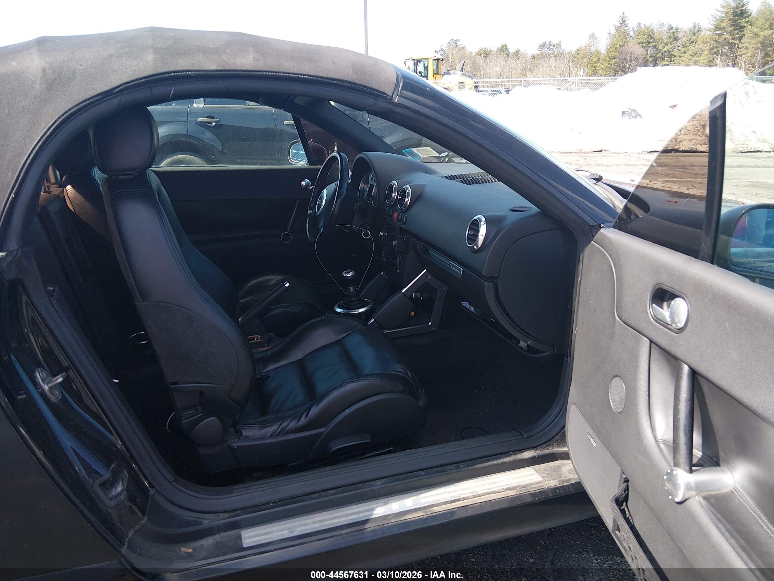 AUDI TT image 5