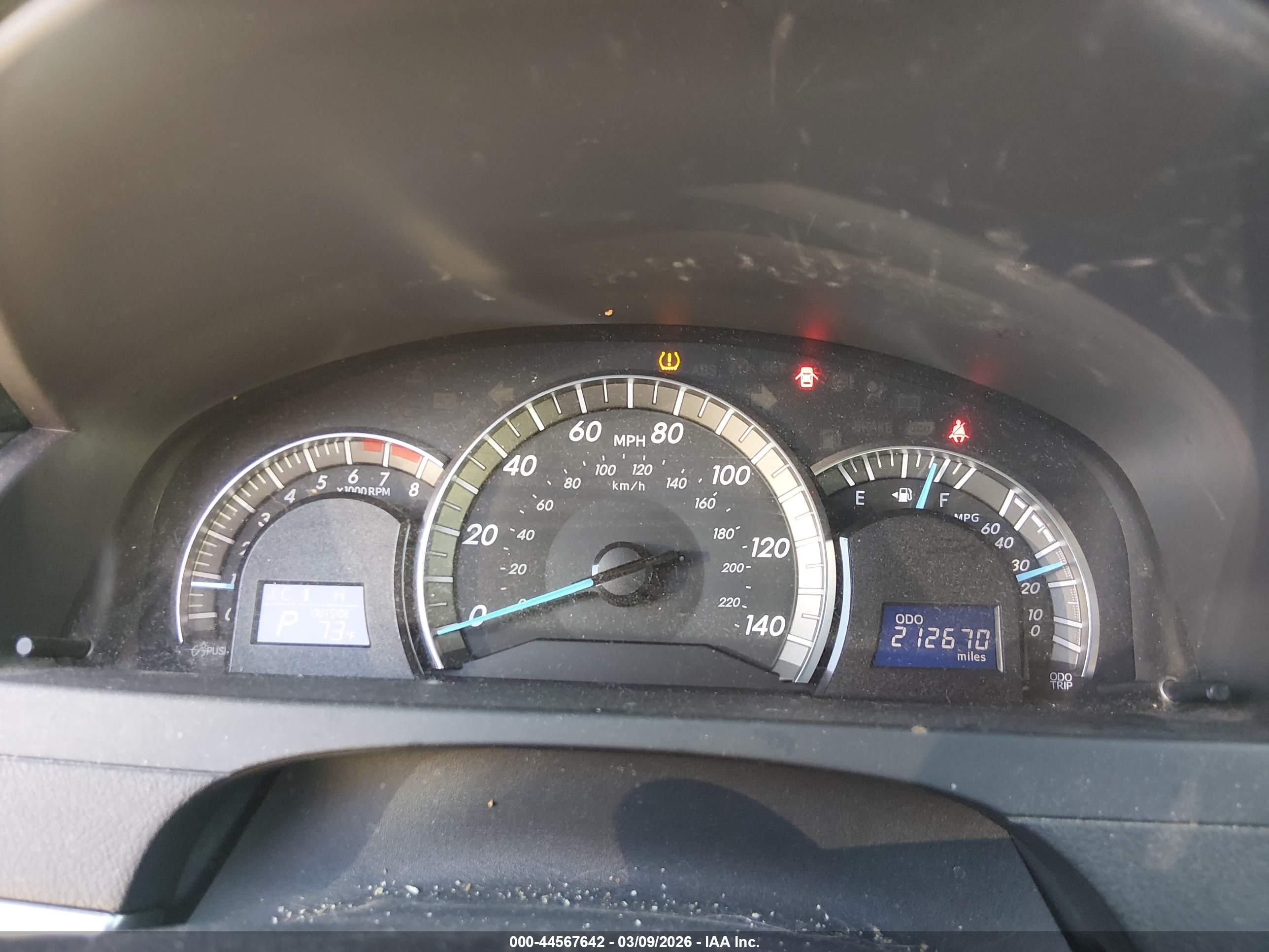 TOYOTA CAMRY image 7