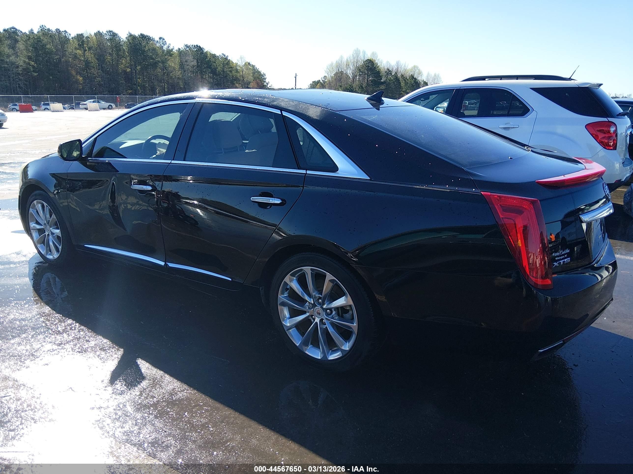 CADILLAC XTS image 3
