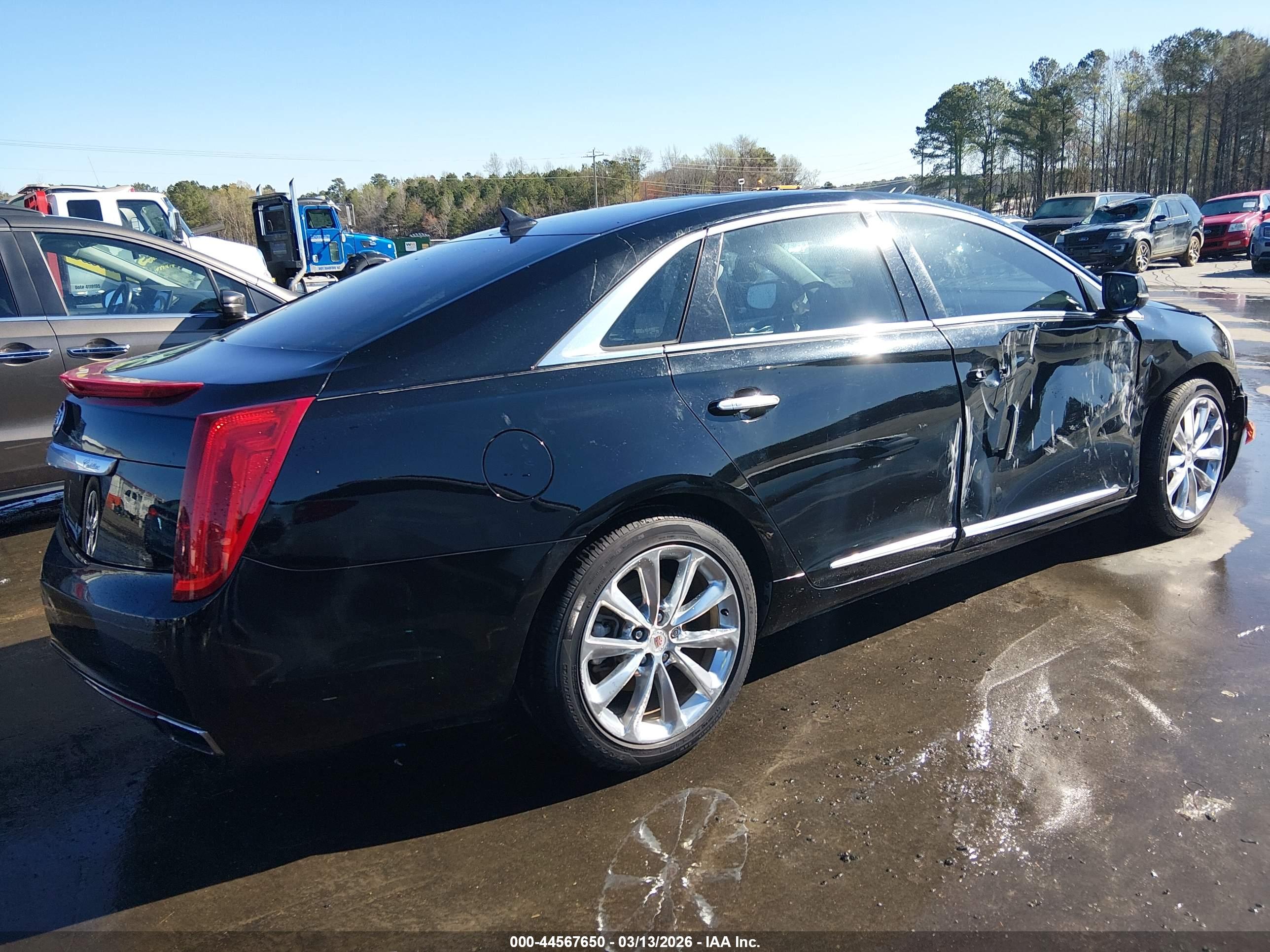 CADILLAC XTS image 4