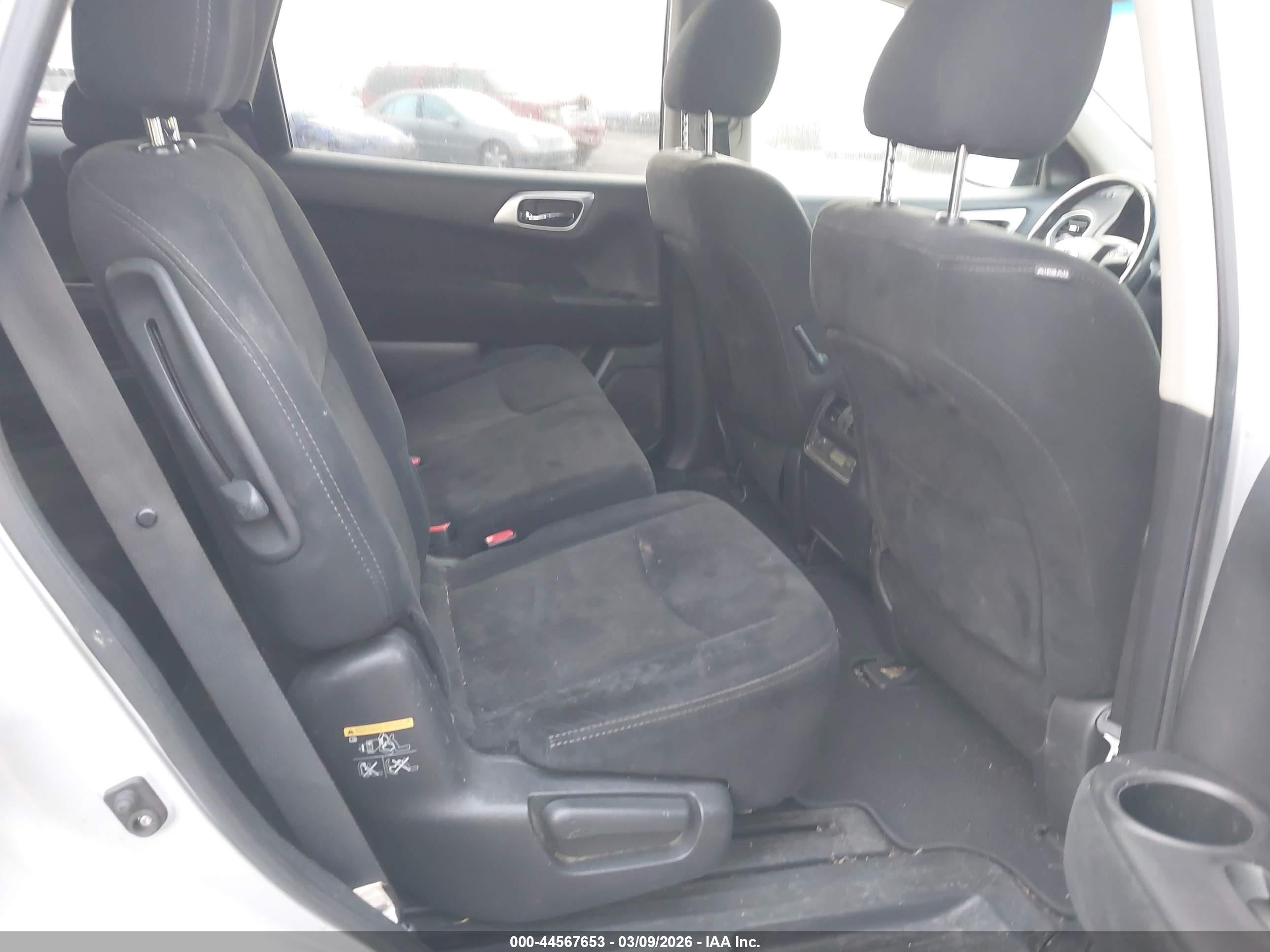 NISSAN PATHFINDER image 8