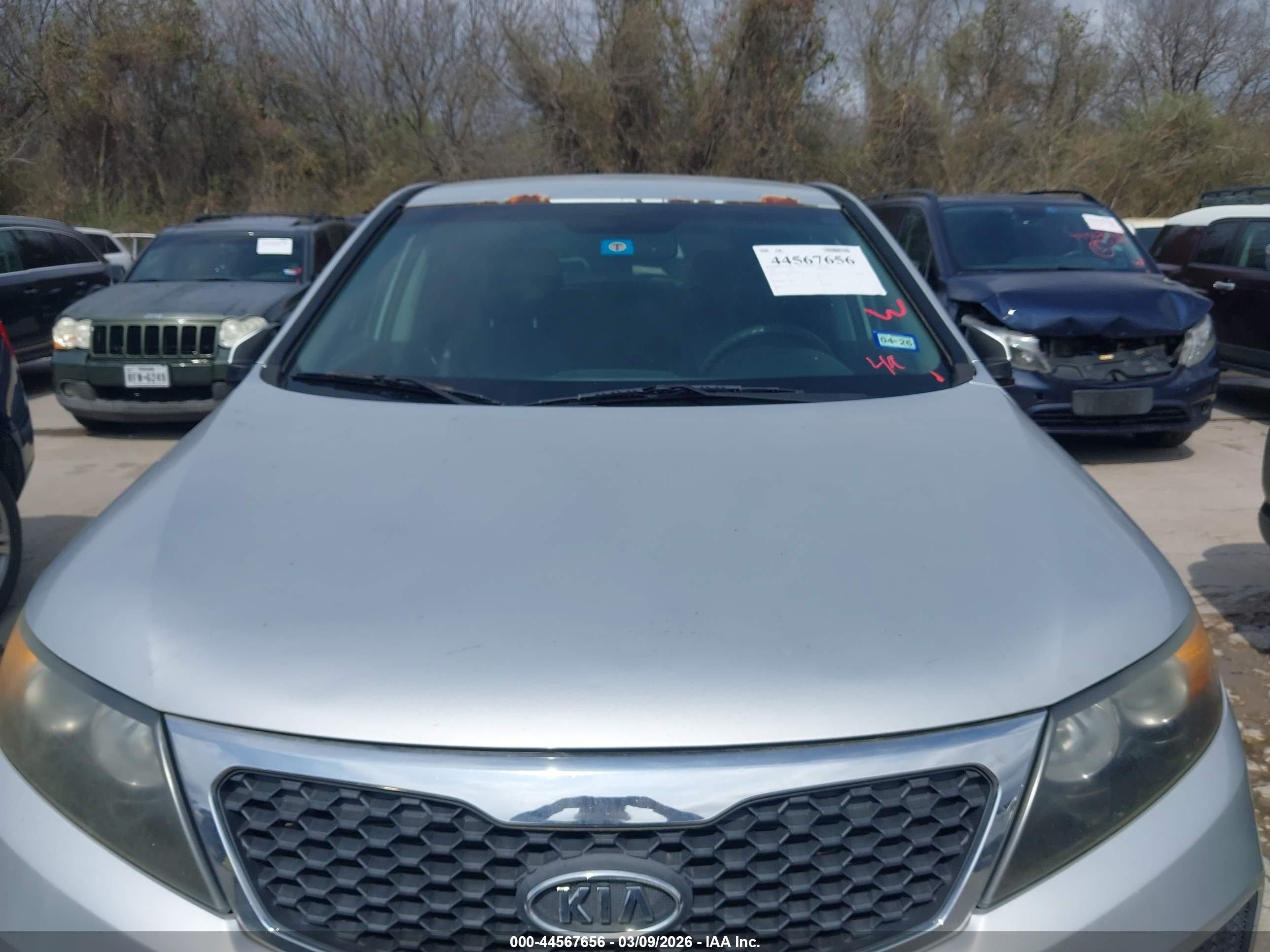 KIA SORENTO image 6