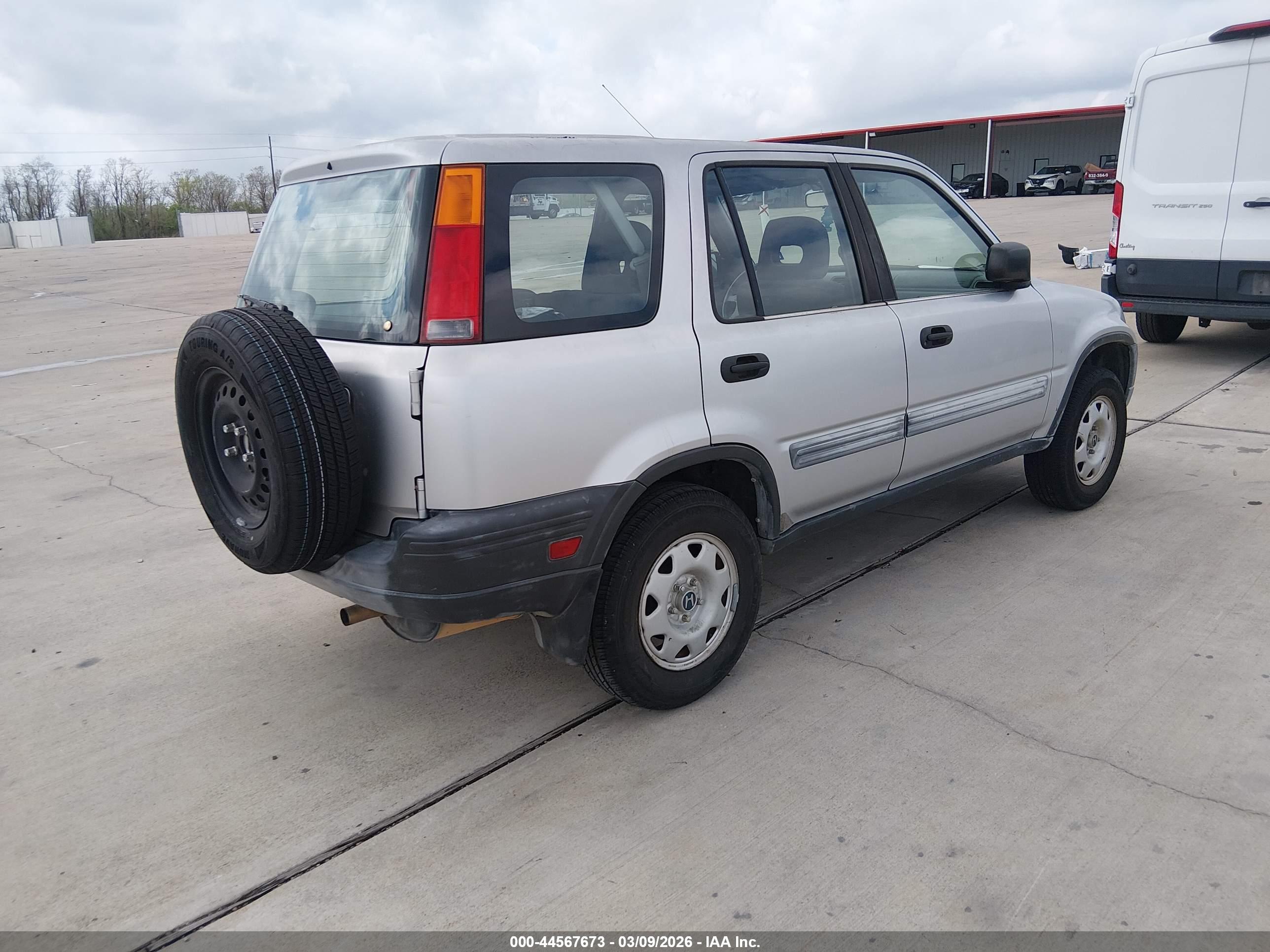 HONDA CR-V image 4