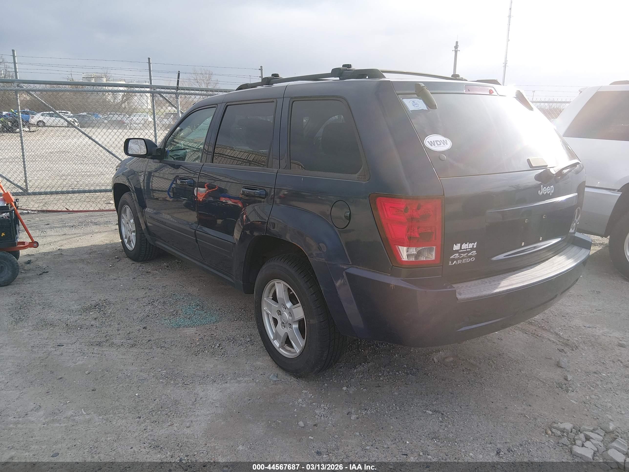 JEEP GRAND image 3