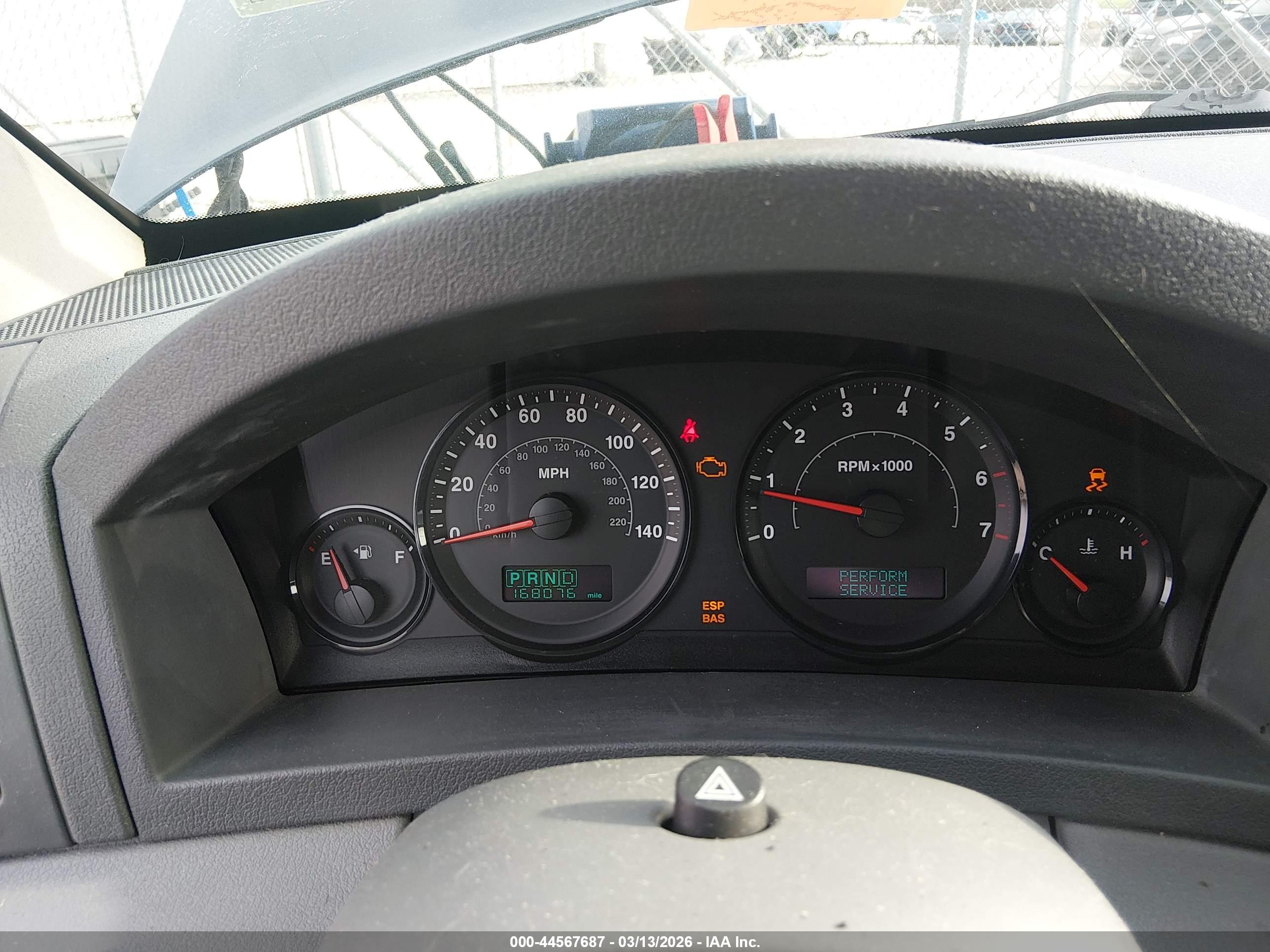 JEEP GRAND image 7