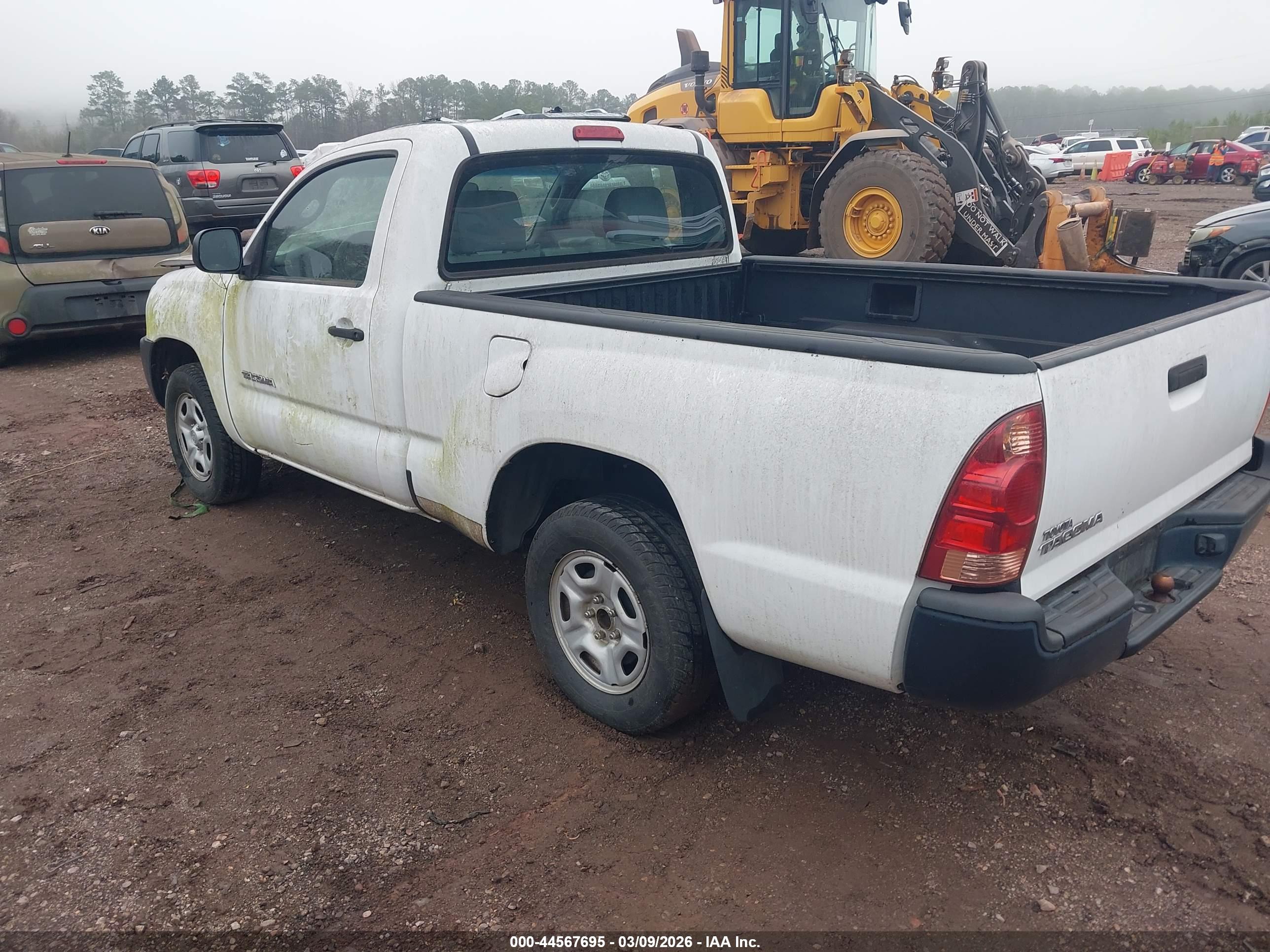 TOYOTA TACOMA image 3