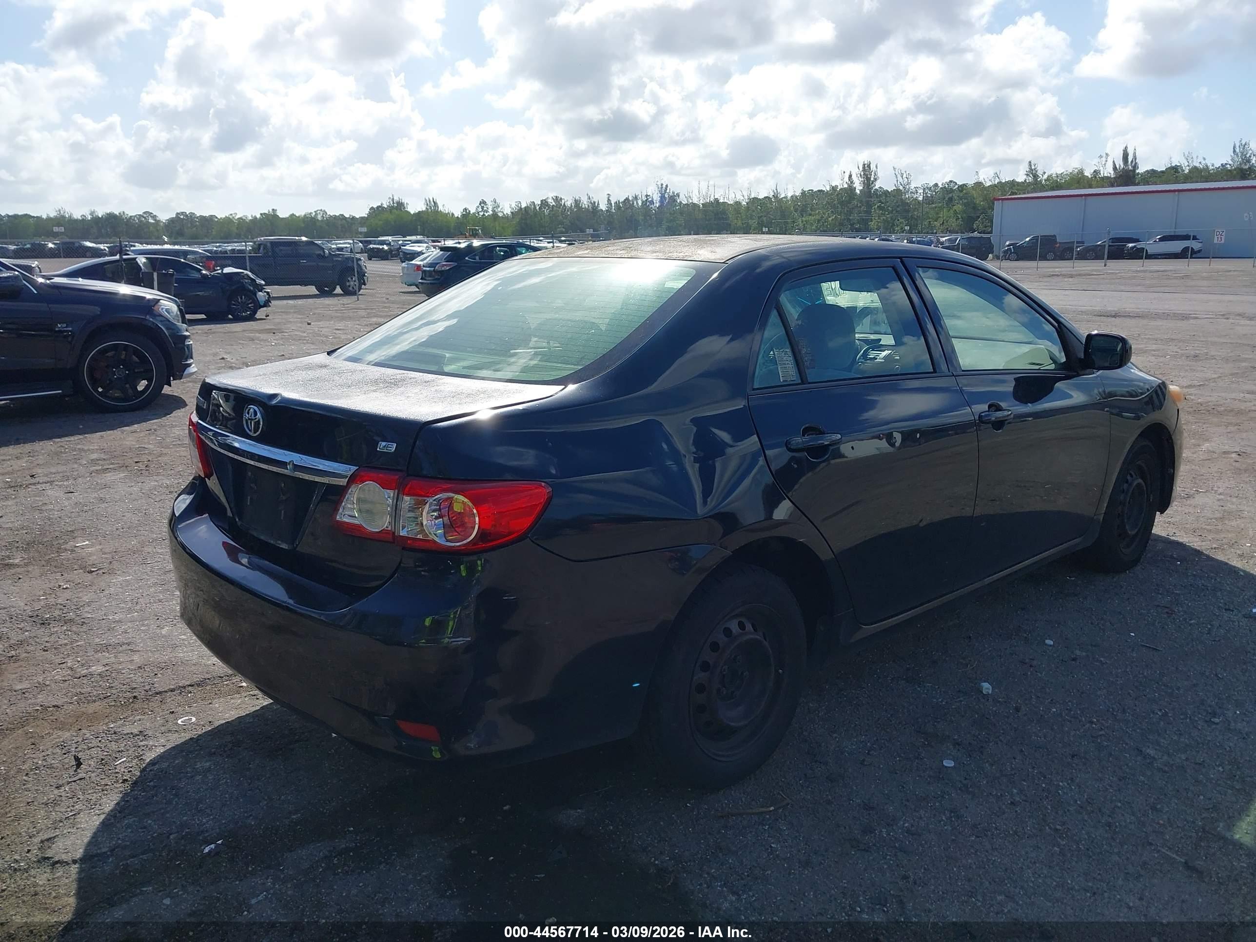 TOYOTA COROLLA image 6