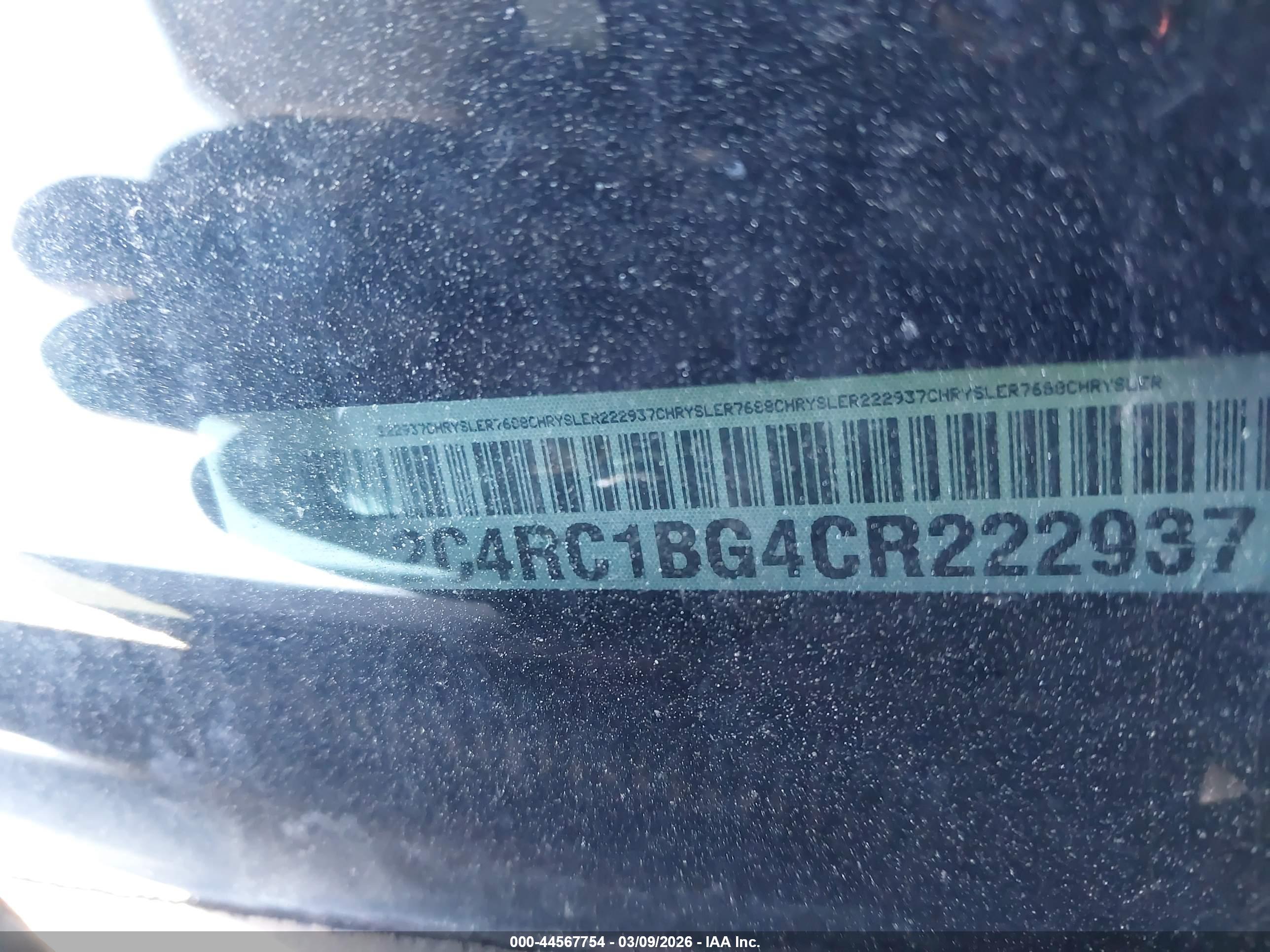 CHRYSLER TOWN image 9